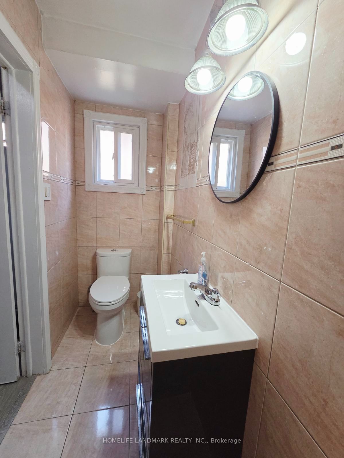 2 Ollerton Road Basement, Toronto, ON M3J 1X6 photo 5