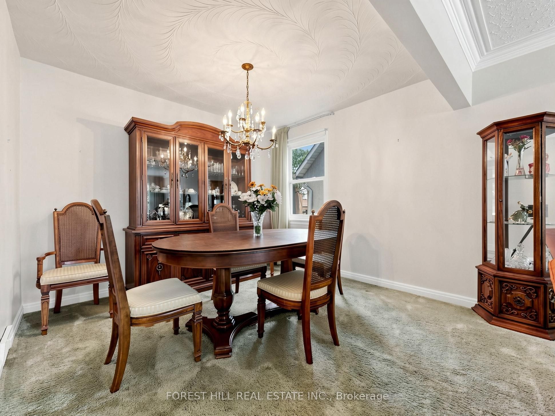 25 Cartwright Avenue, Toronto, ON M6A 1T8 photo 5