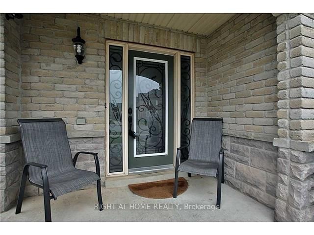 4188 Thomas Alton Boulevard, Burlington, ON L7M 0M6 photo 2