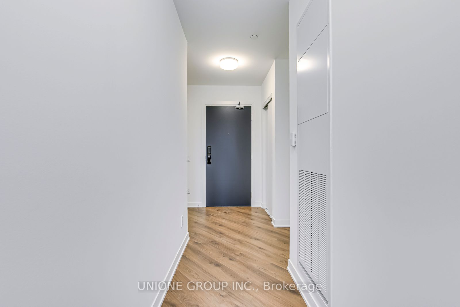 405 Dundas Street W 336, Oakville, ON L6M 5P9 photo 4