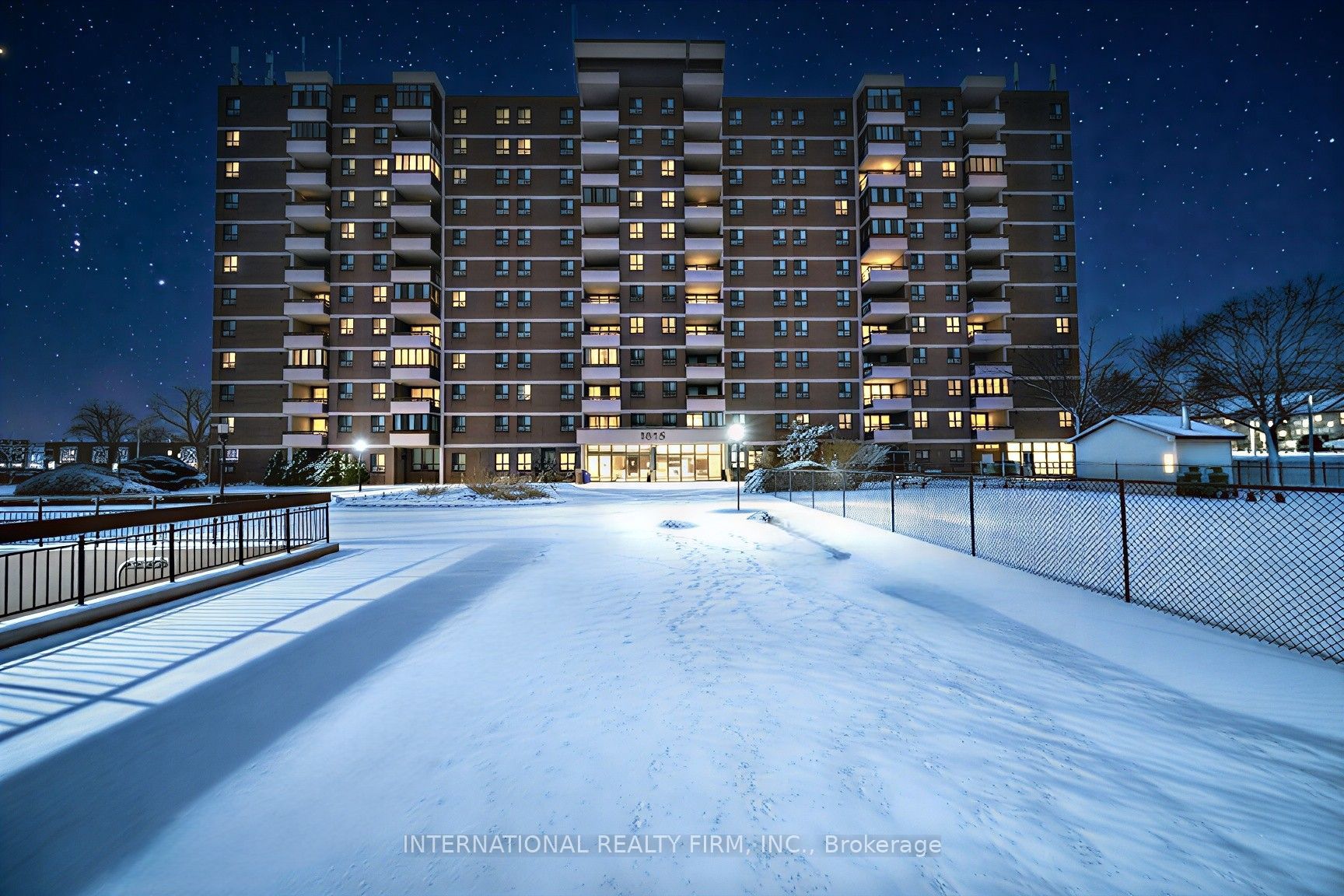 1615 Bloor Street 801, Mississauga, ON L4X 1S2 photo 2