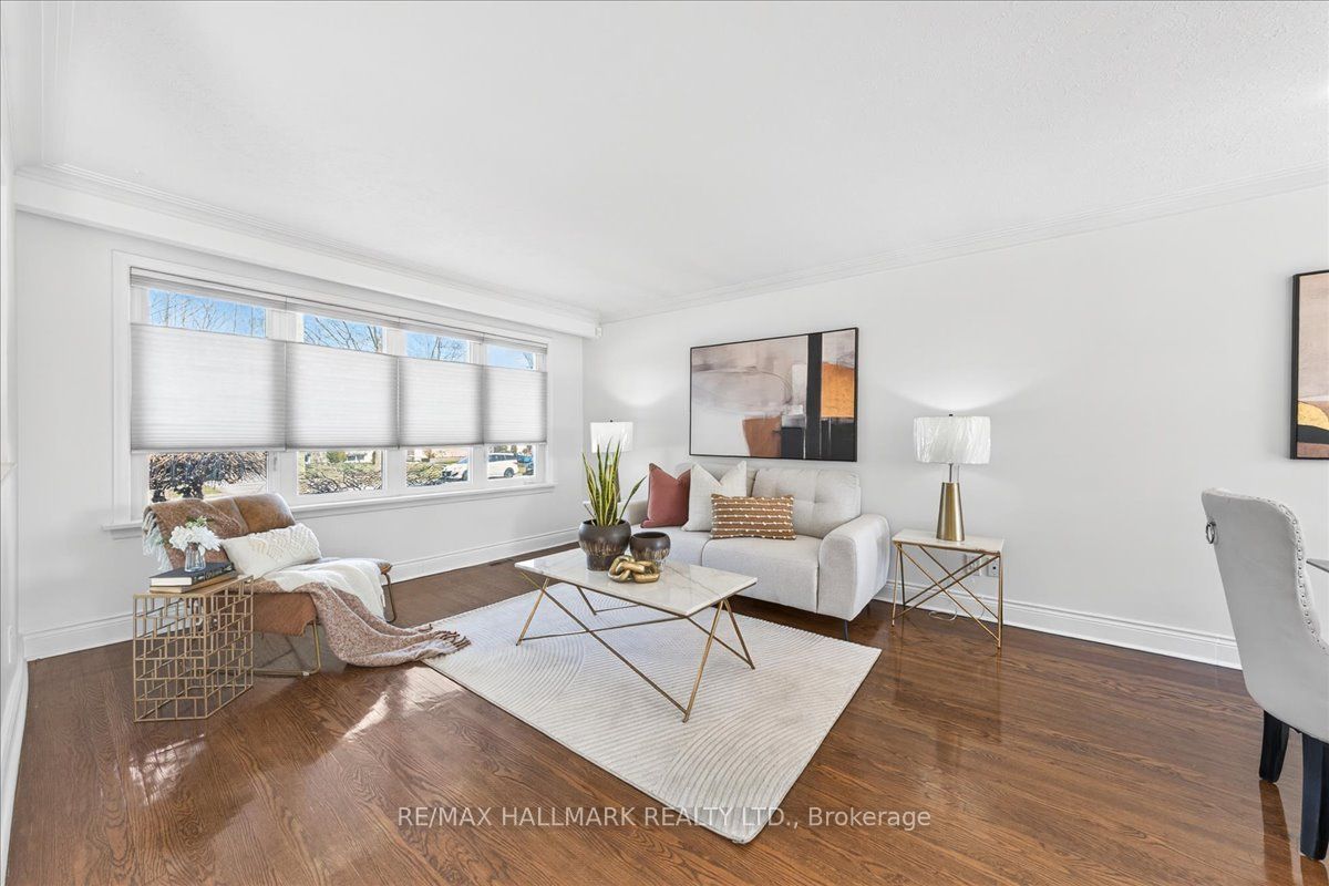 25 Fenley Drive, Toronto, ON M9R 1M3 photo 2