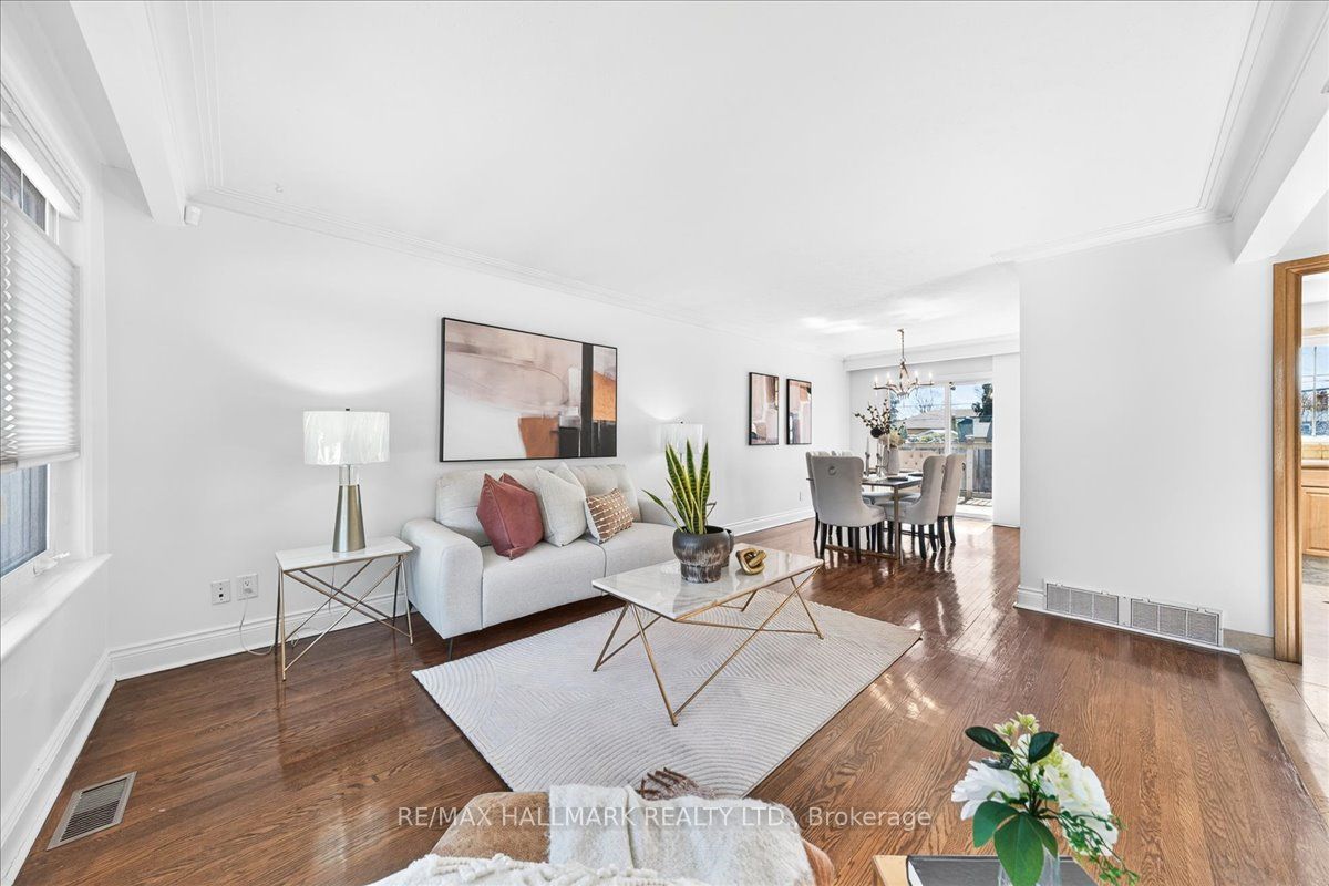 25 Fenley Drive, Toronto, ON M9R 1M3 photo 3