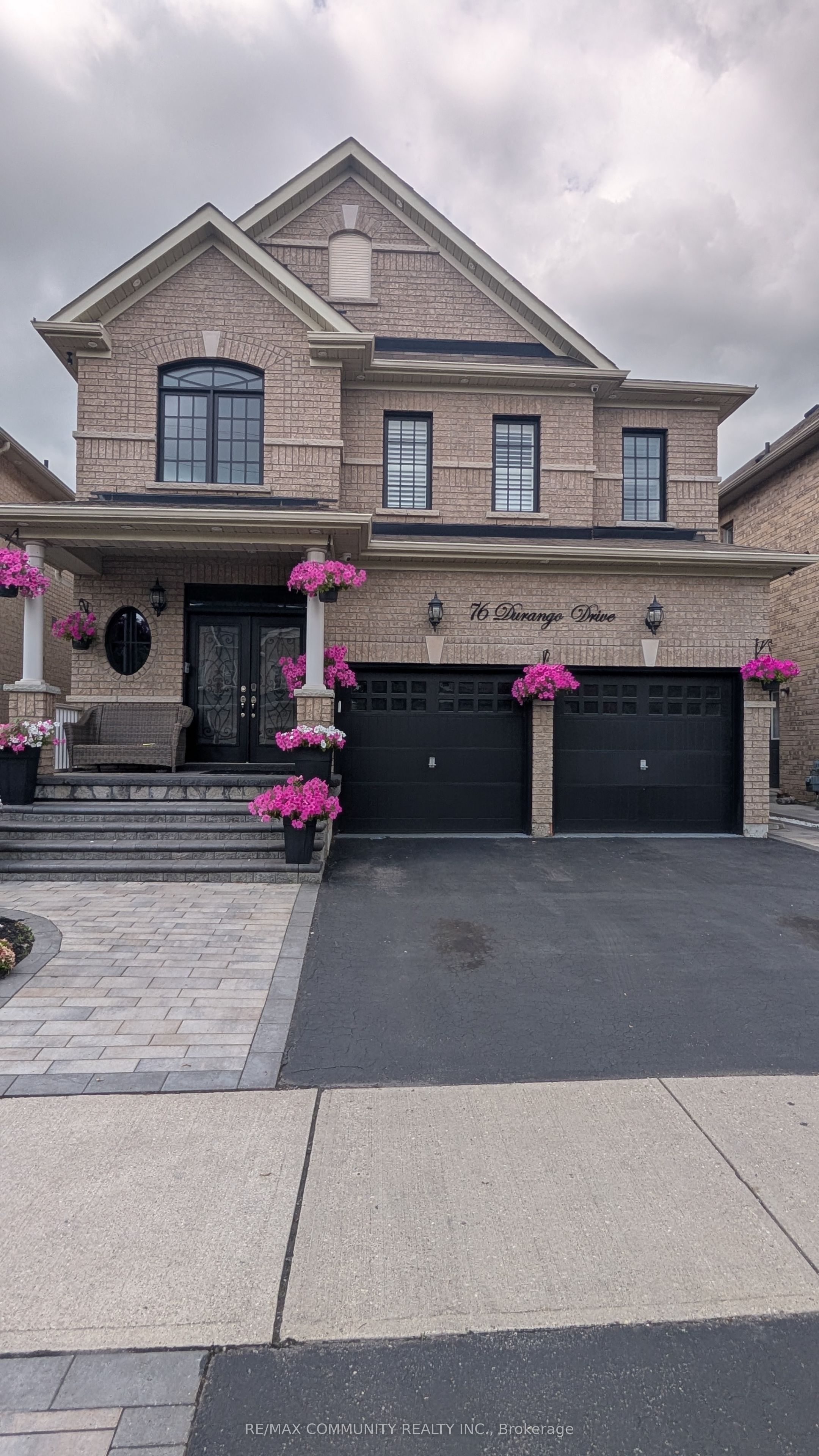 76 Durango Drive Basement, Brampton, ON L6X 5G9