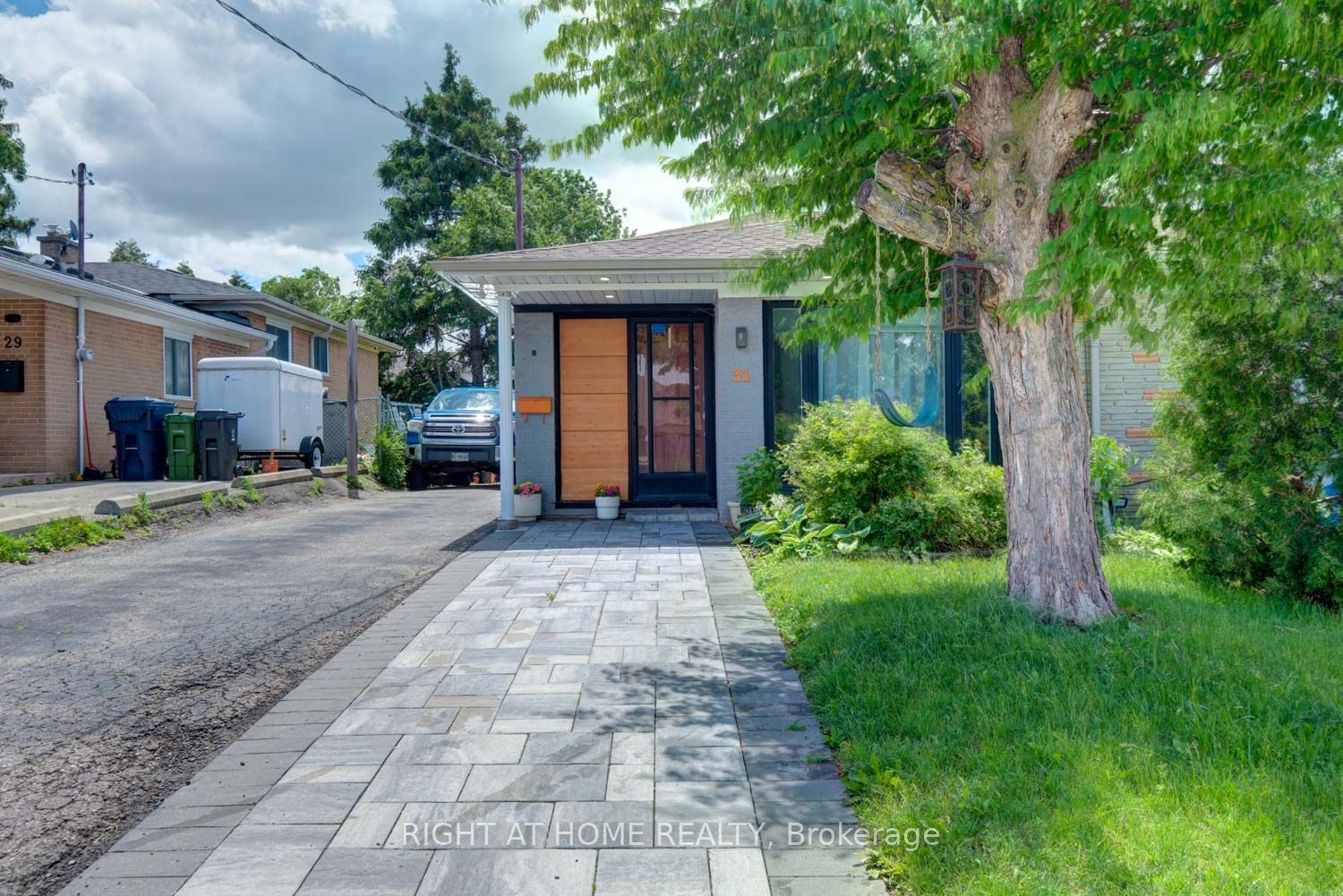 31 Frankton Crescent, Toronto, ON M3J 1C2 photo 3