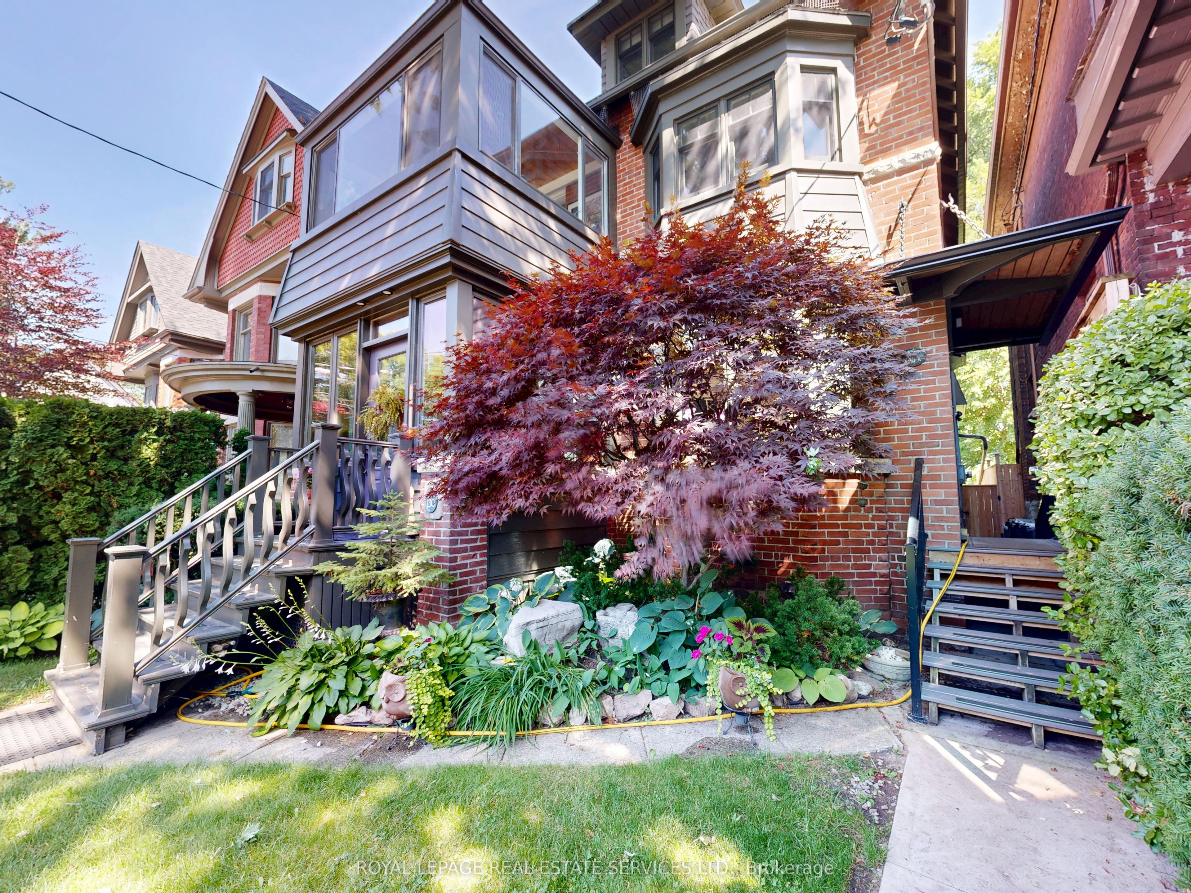 130A Westminster Avenue Upper Level, Toronto, ON M6R 1N5
