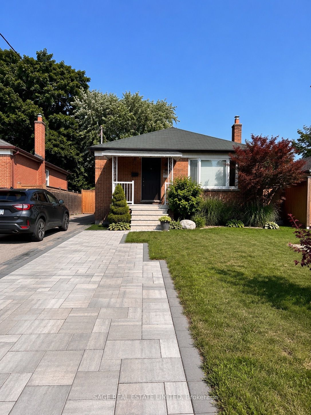 73 Cynthia Road, Toronto, ON M6N 2P8 photo 2
