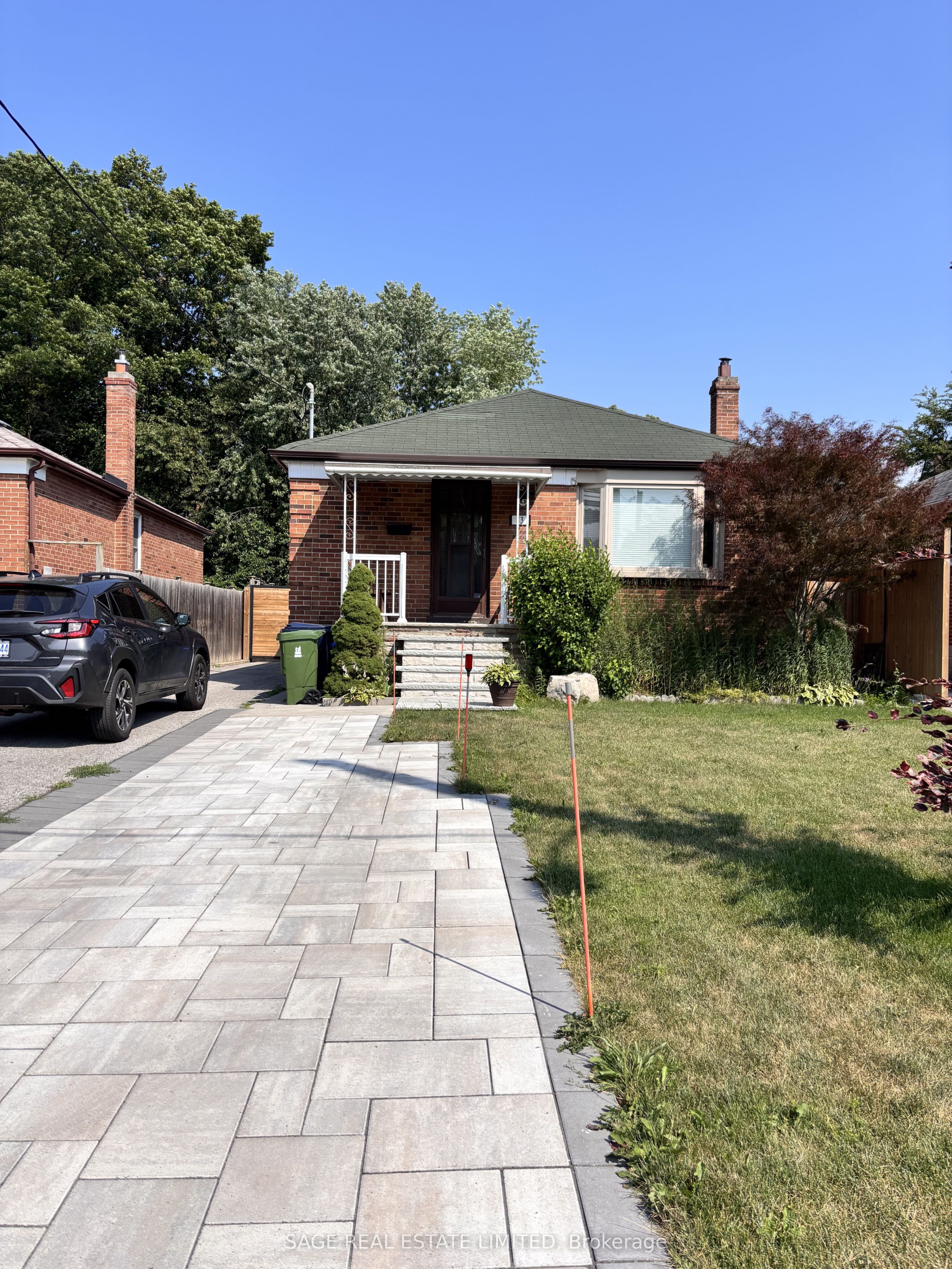 73 Cynthia Road, Toronto, ON M6N 2P8 photo 3
