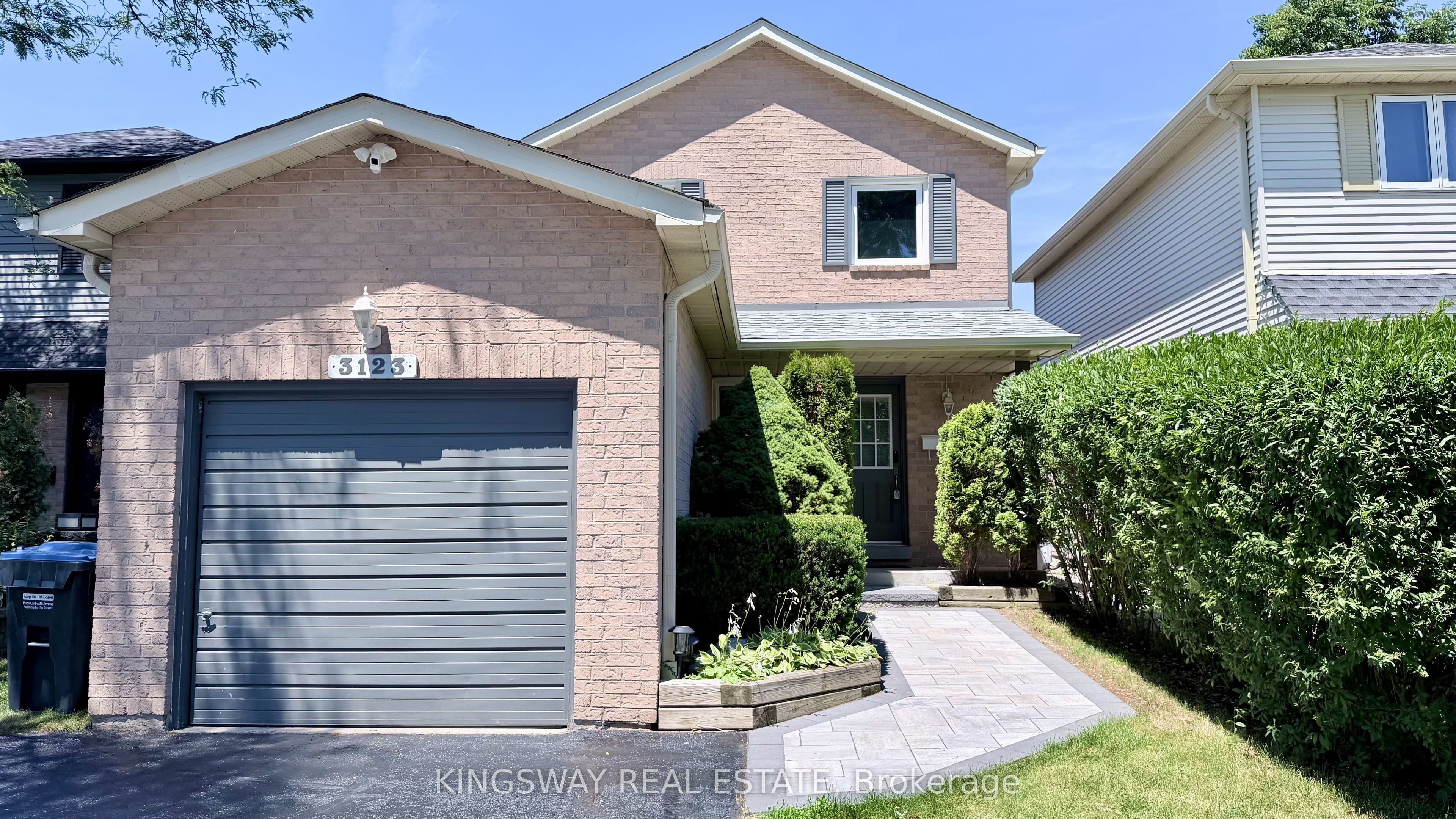 3123 Bartholomew Crescent, Mississauga, ON L5N 3K9 photo 4