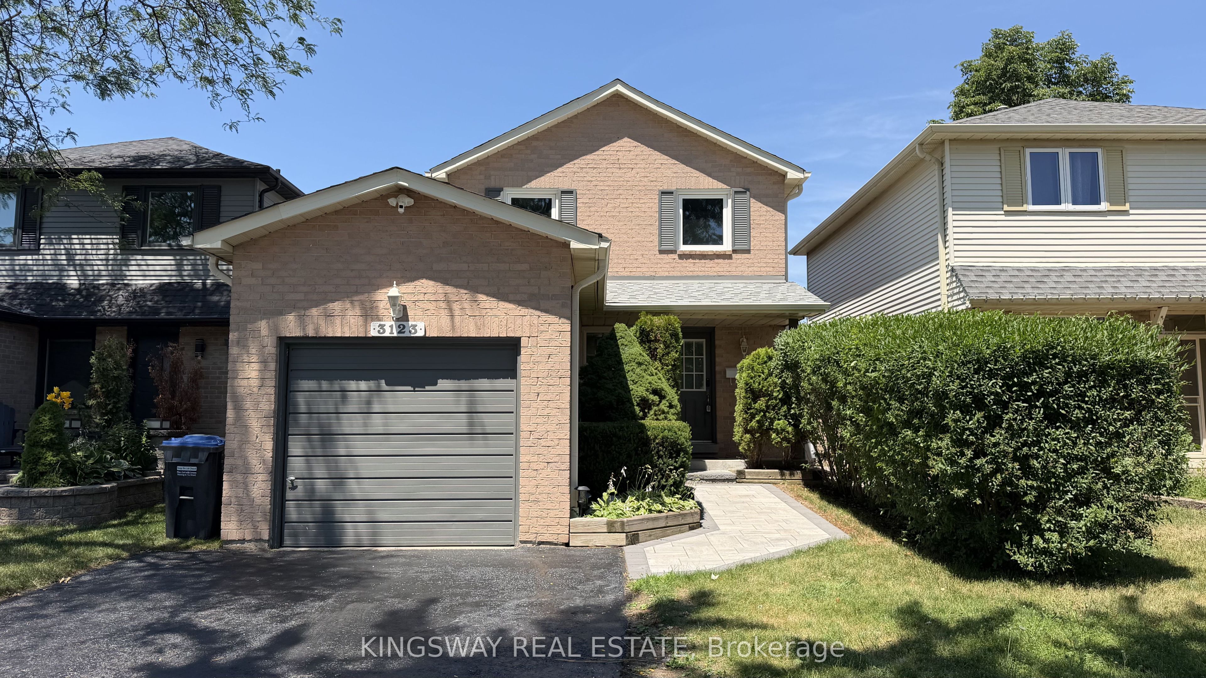 3123 Bartholomew Crescent, Mississauga, ON L5N 3K9 photo 5