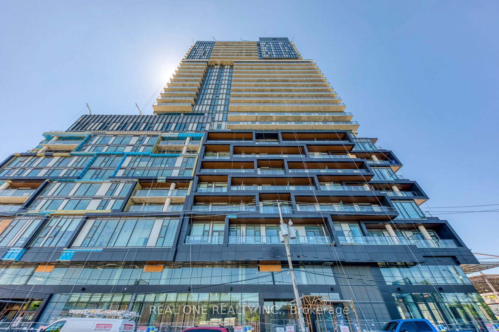 1285 Dupont Street 603, Toronto, ON M6H 2A6