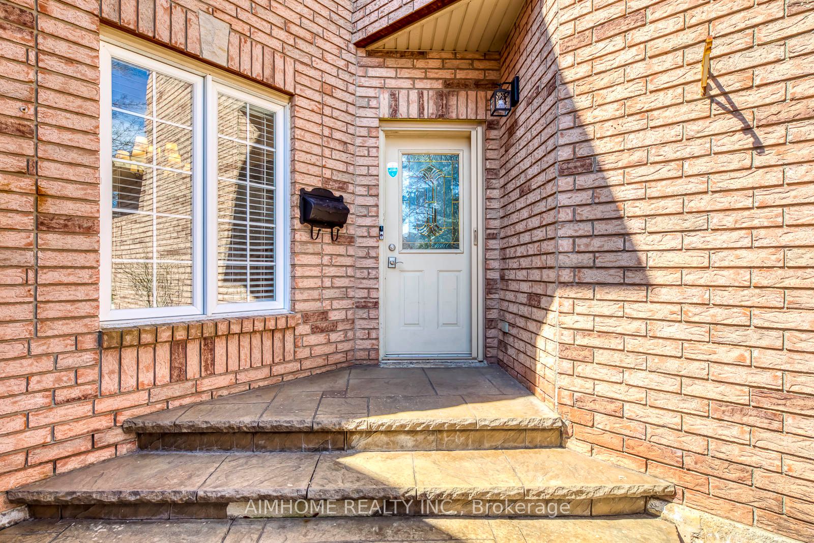 2433 Valley Heights Crescent, Oakville, ON L6H 6X3 photo 4