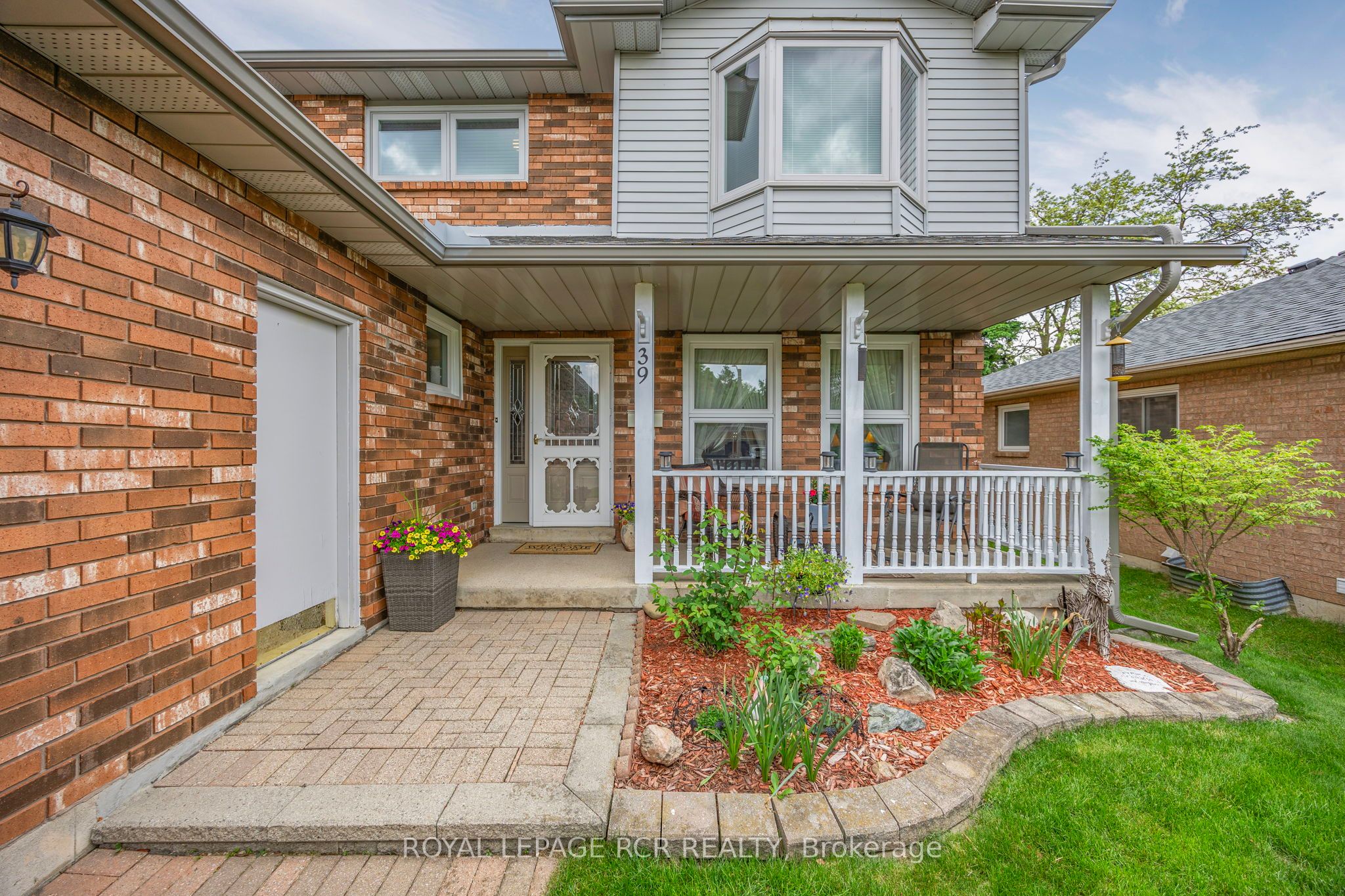 39 Passmore Avenue, Orangeville, ON L9W 4K4 photo 2