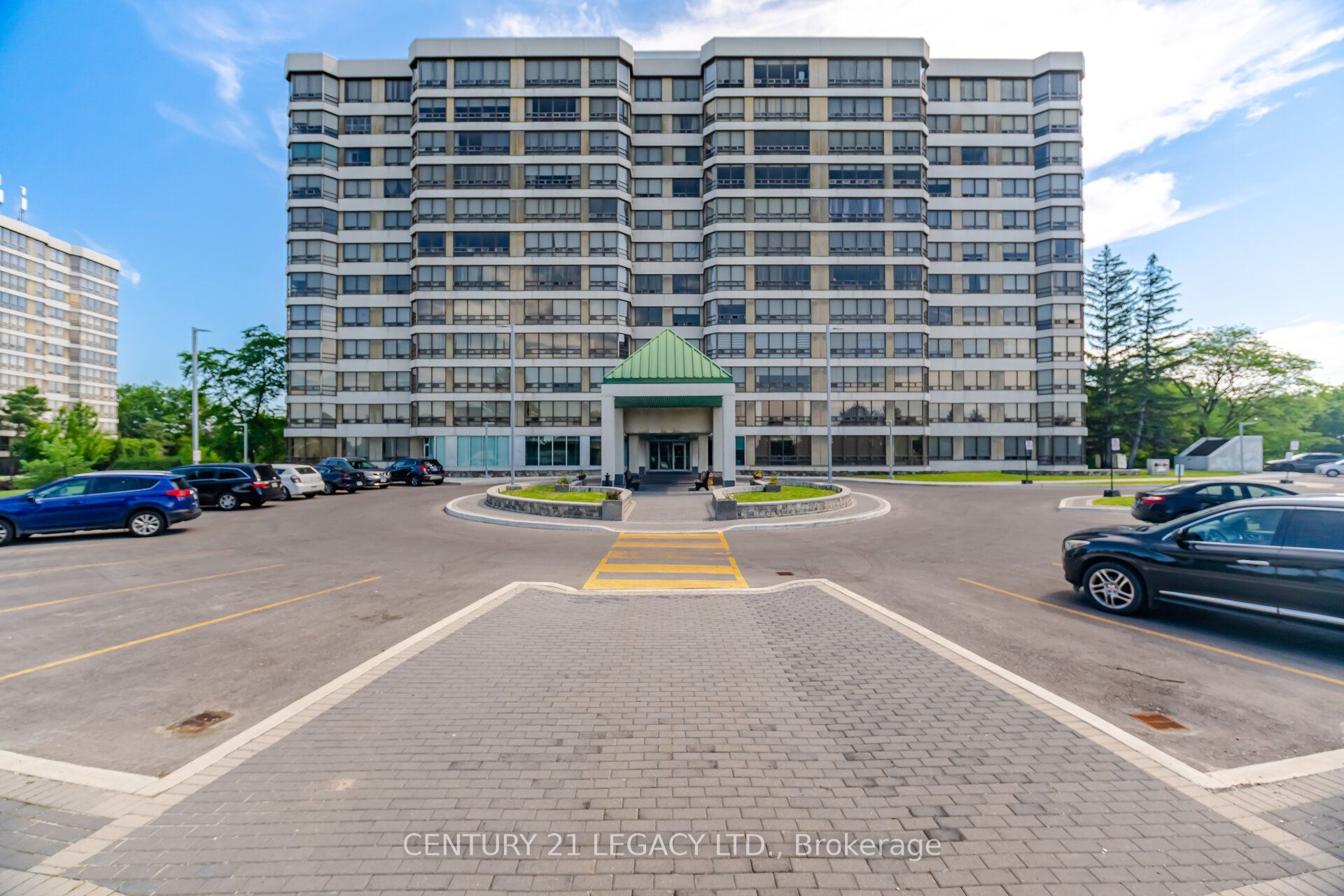 320 Mill Street S 1201, Brampton, ON L6Y 3V2