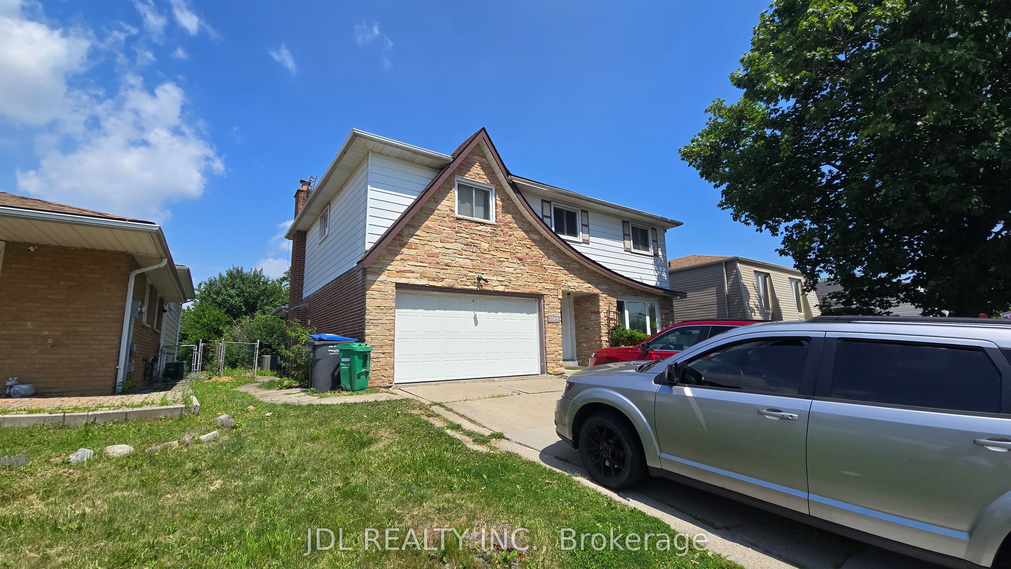 3769 Brandon Gate Drive Main Bachelor, Mississauga, ON L4T 3N1 photo 5