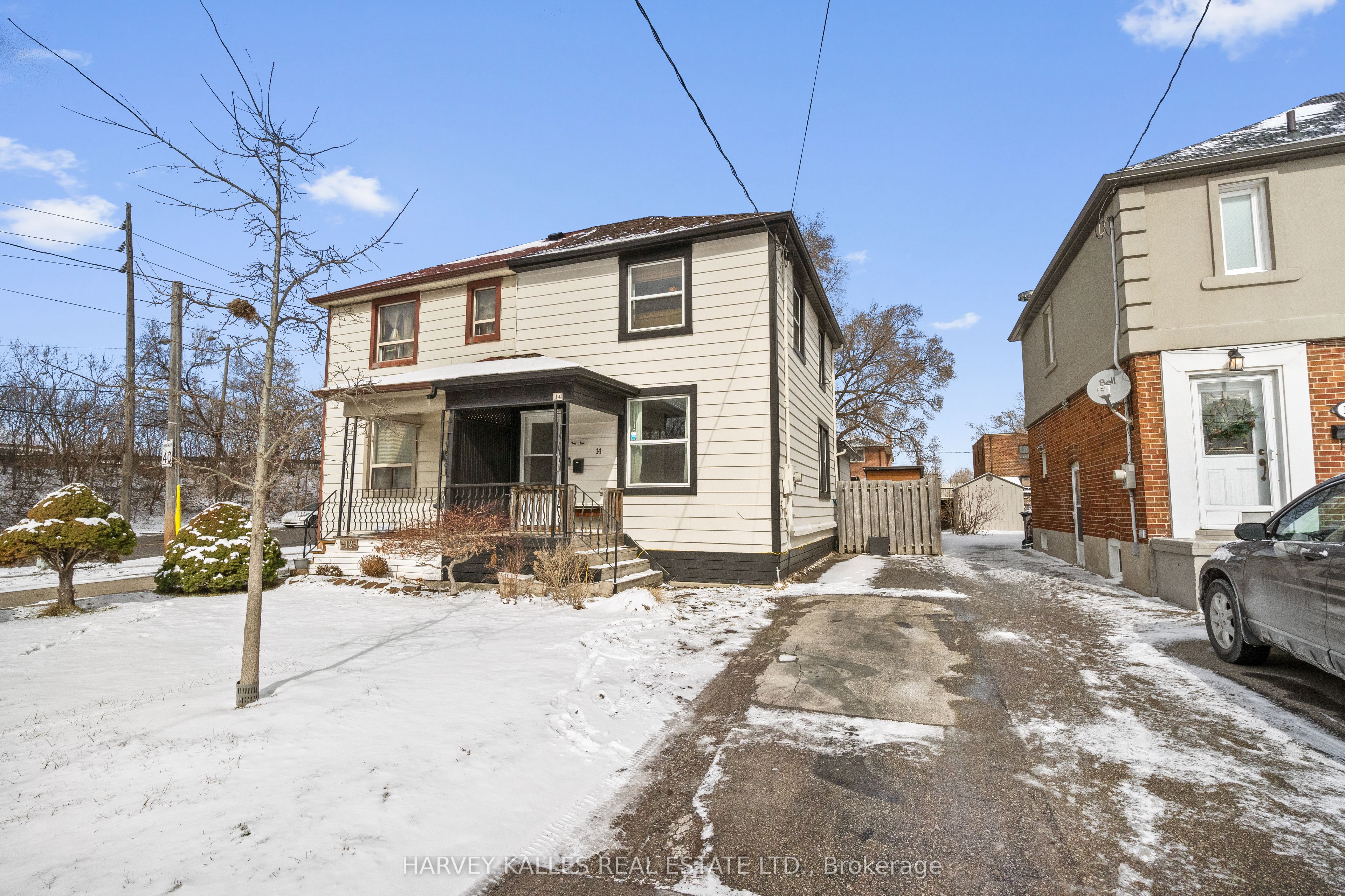 14 Manitoba Street, Toronto, ON M8Y 1C7