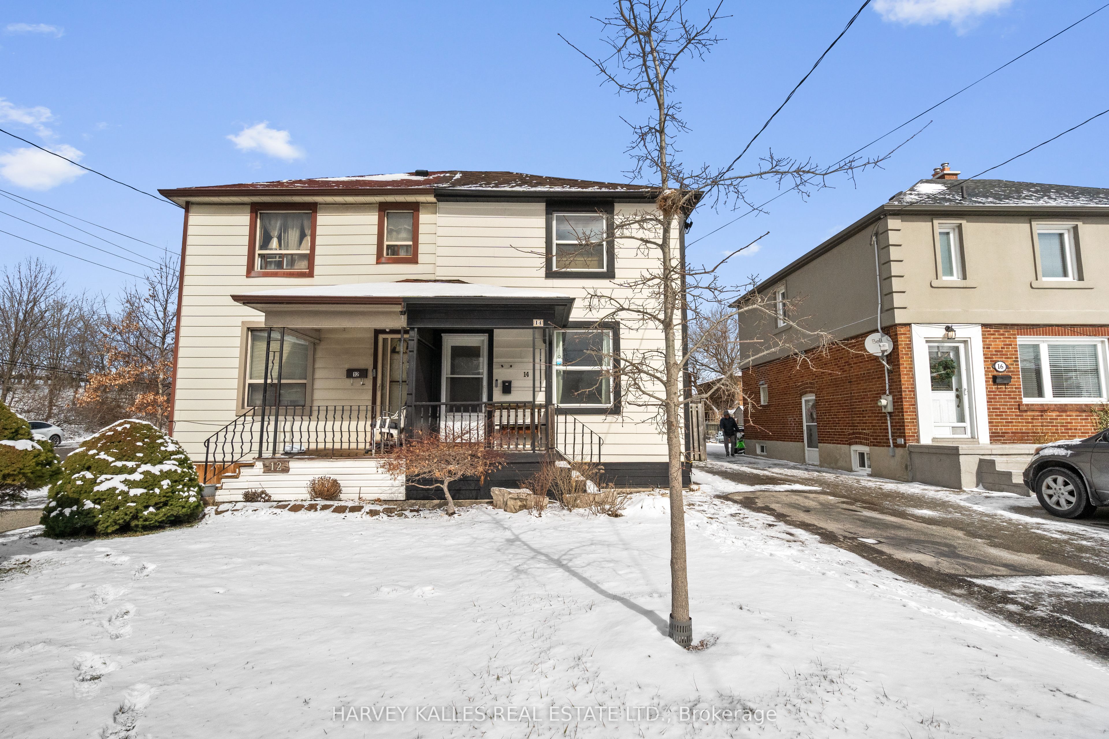 14 Manitoba Street, Toronto, ON M8Y 1C7 photo 3