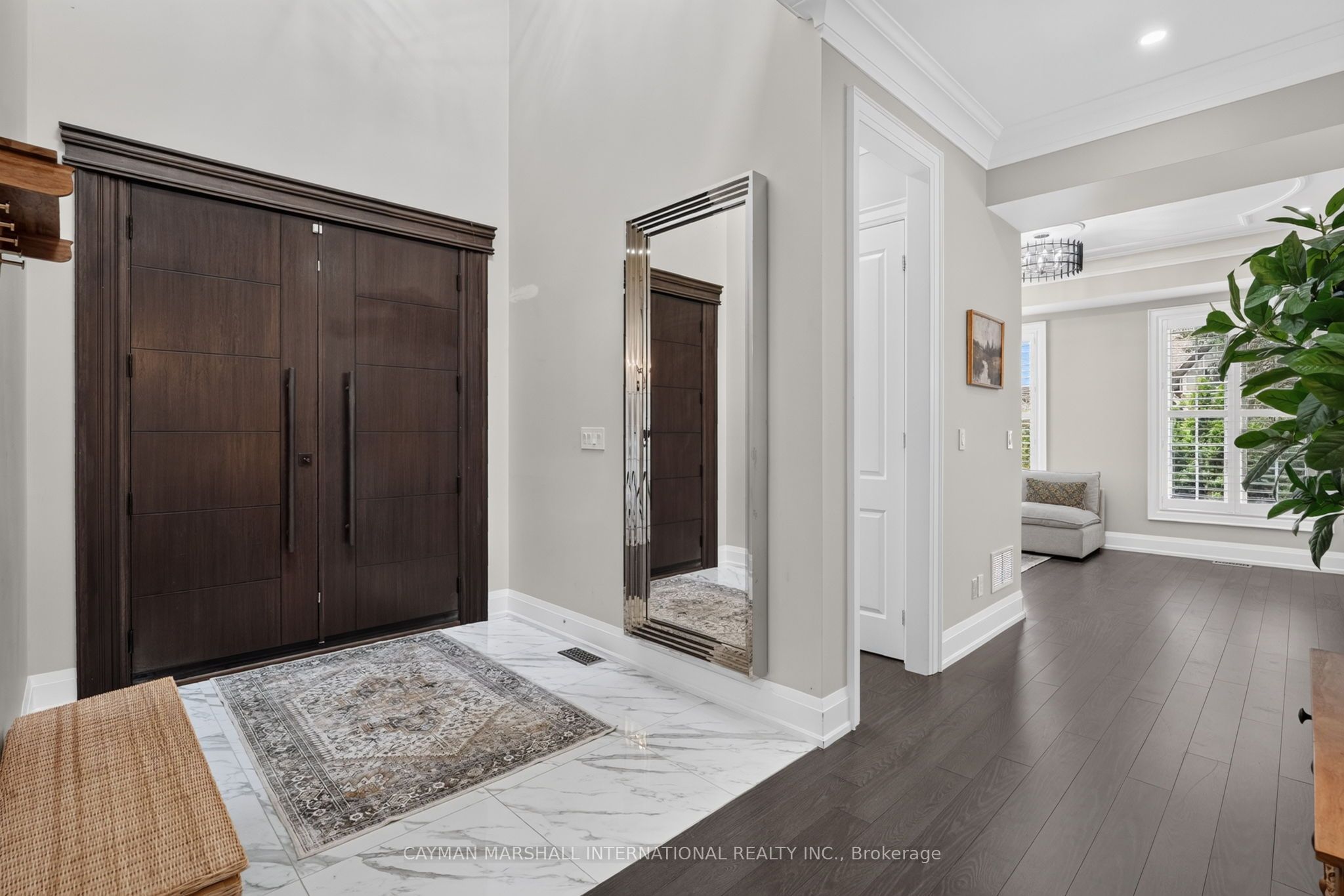 175 The Kingsway N/A, Toronto, ON M8X 2V7 photo 2