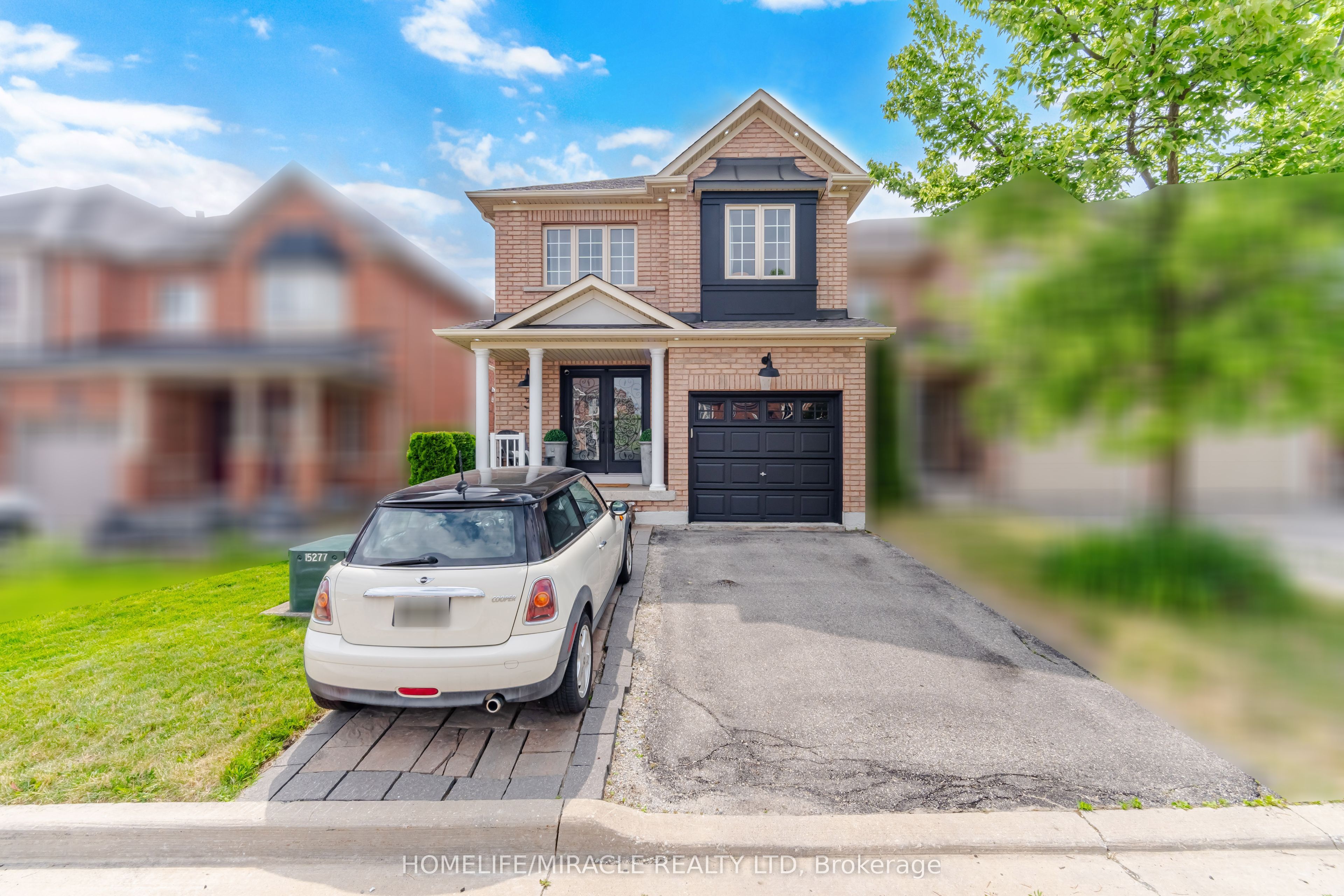 37 Lacebark Court, Brampton, ON L6R 3M7 photo 3