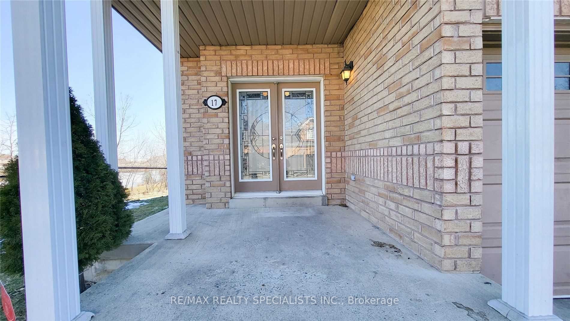 17 Iron Block Drive, Brampton, ON L7A 0K1 photo 2