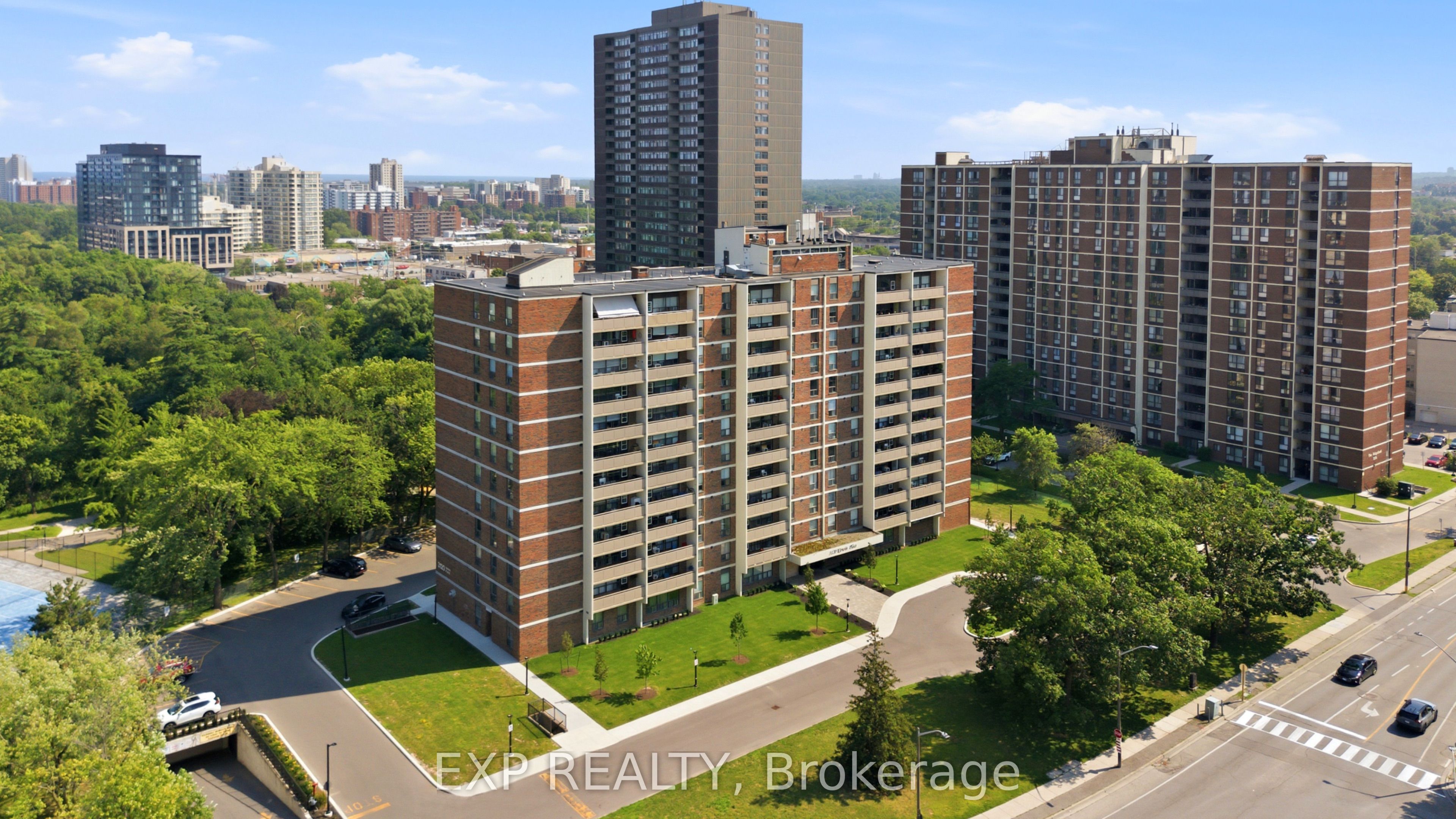 3120 Kirwin Avenue 1102, Mississauga, ON L5A 3R2 photo 2