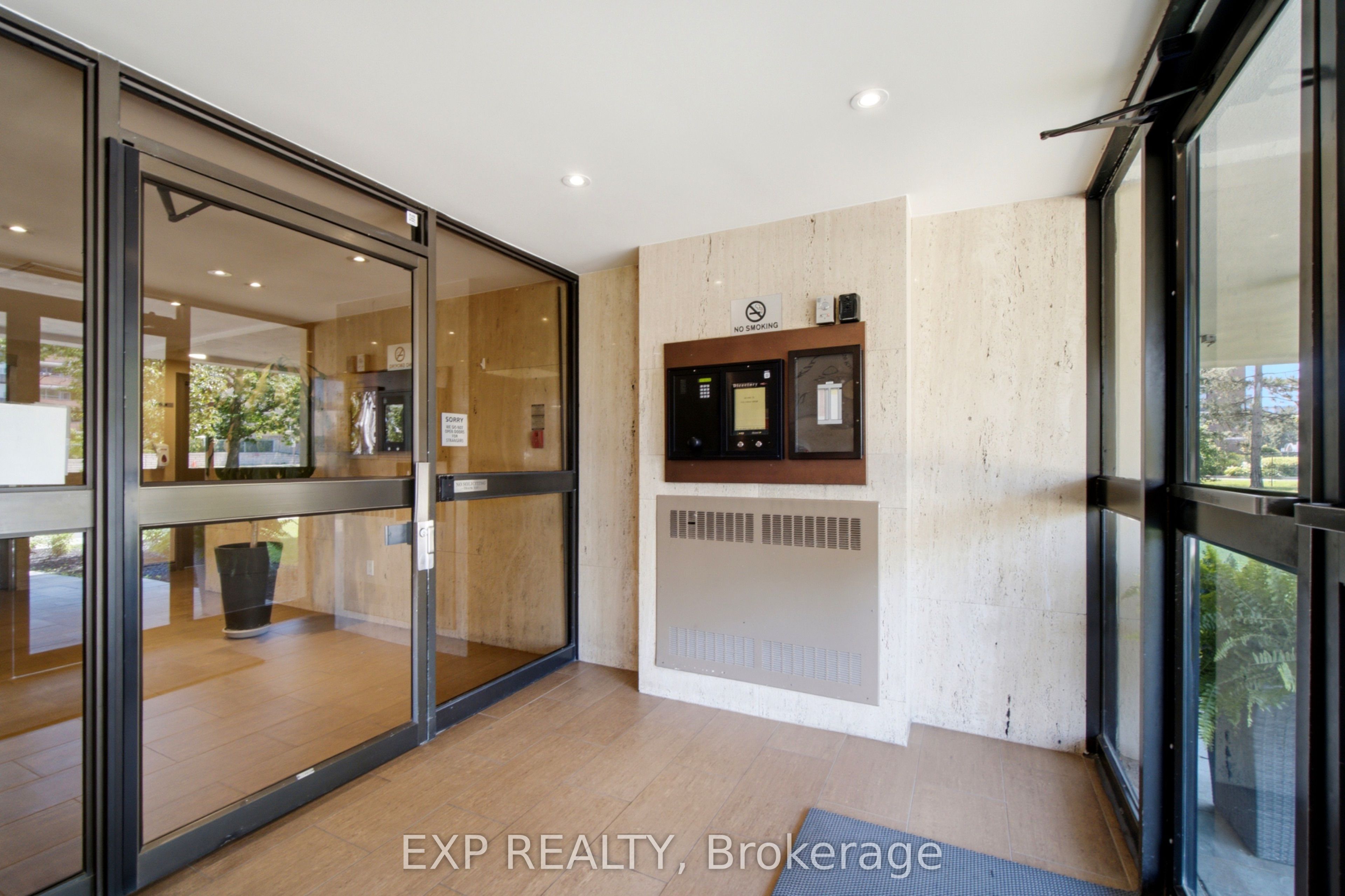 3120 Kirwin Avenue 1102, Mississauga, ON L5A 3R2 photo 4