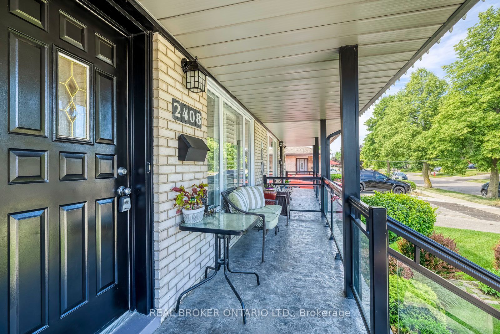 2408 Padstow Crescent, Mississauga, ON L5J 2G4 photo 5