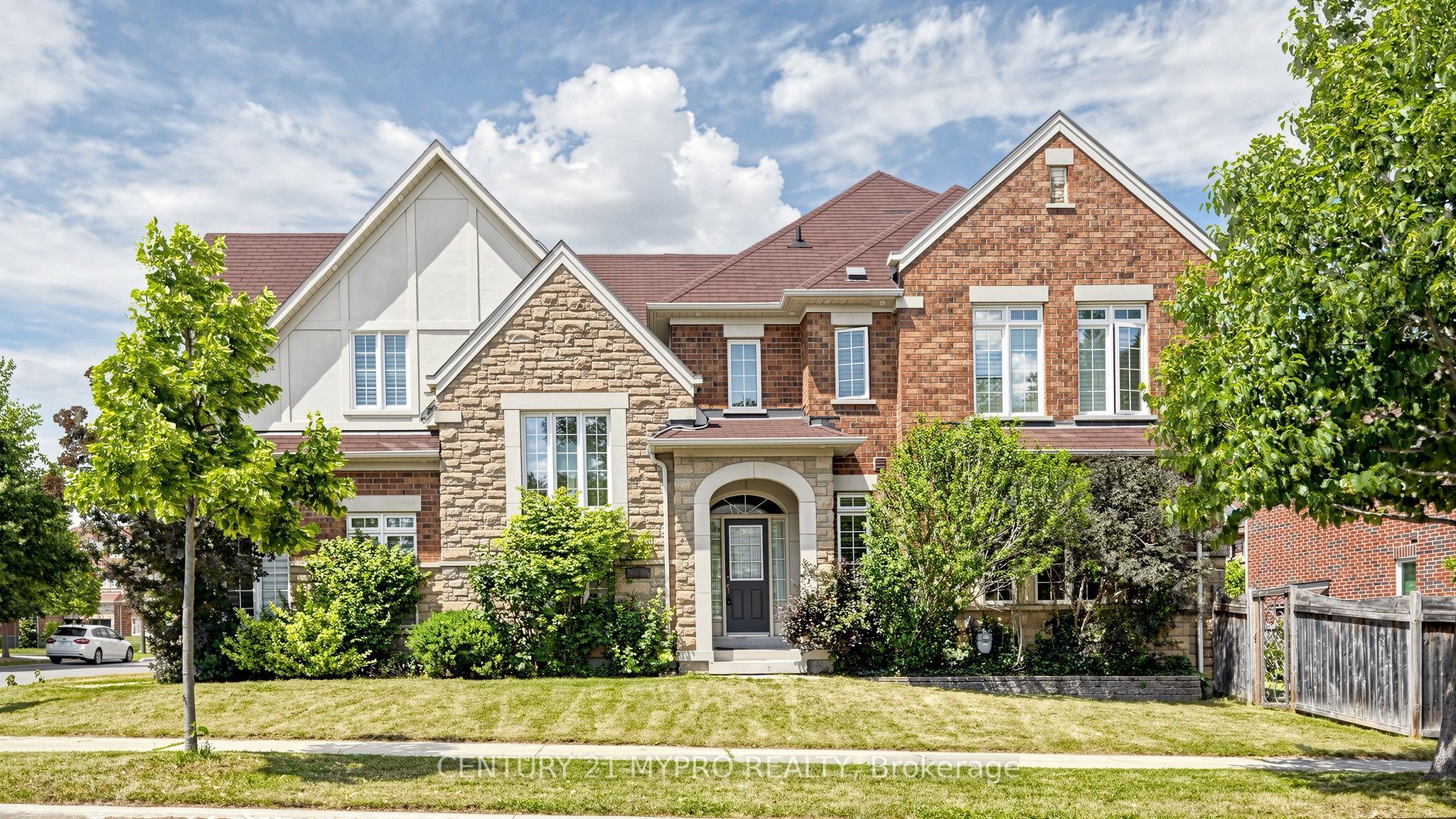 12 Sergio Marchi Street, Toronto, ON M3L 0B6 photo 2