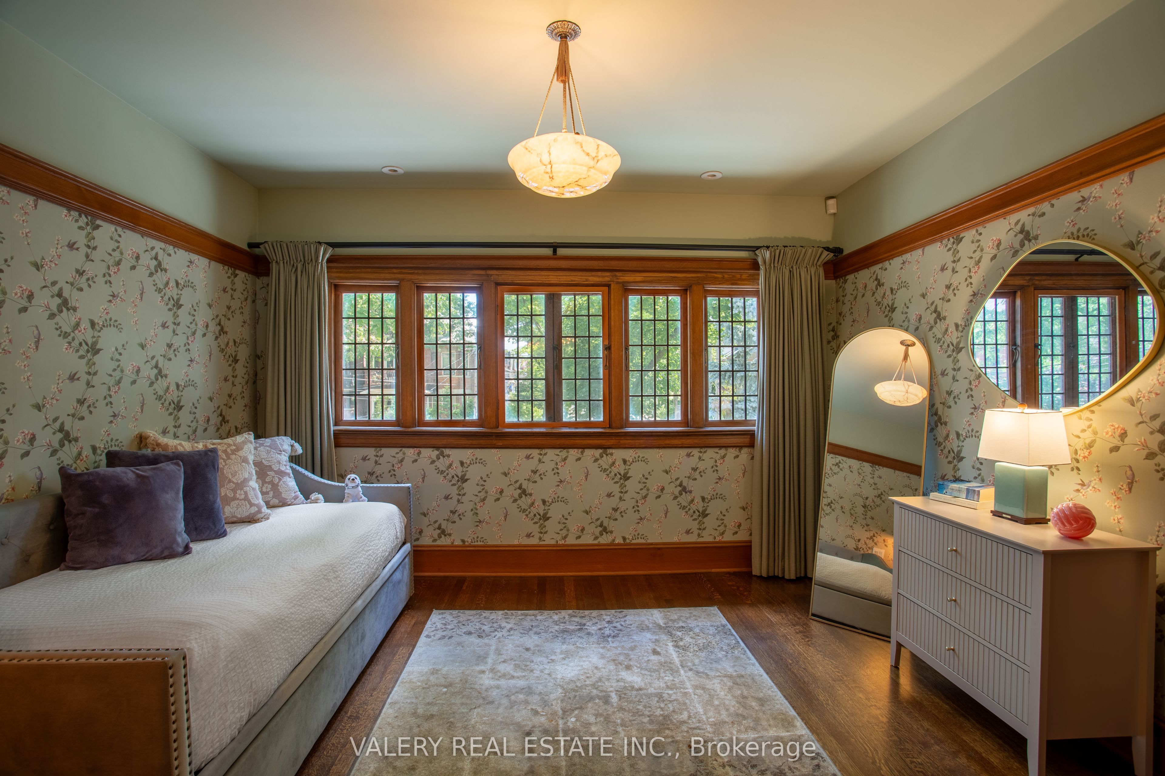 270 Indian Road, Toronto, ON M6R 2X2 photo 5