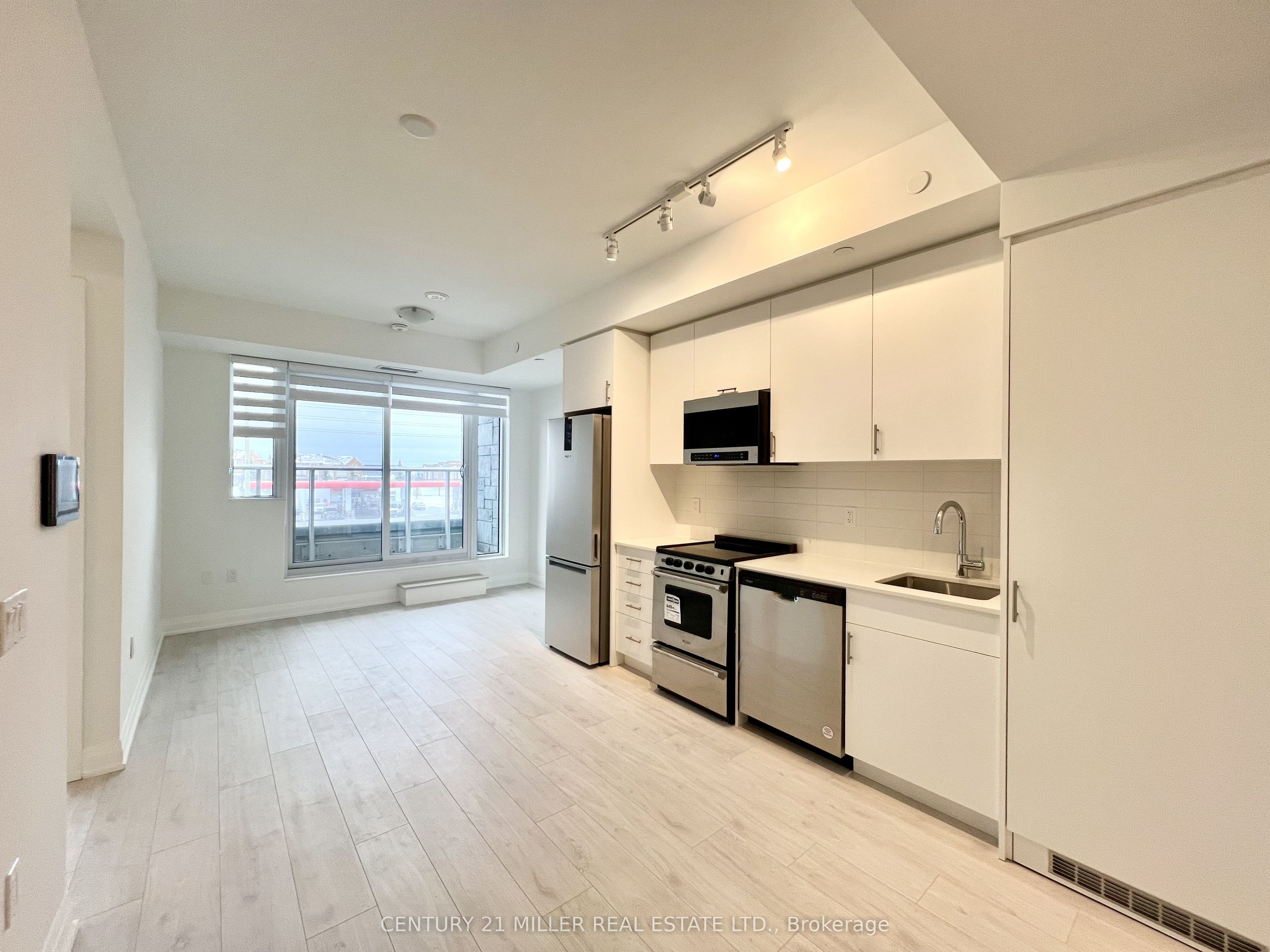 412 Silver Maple Road 209, Oakville, ON L6H 7X8 photo 5
