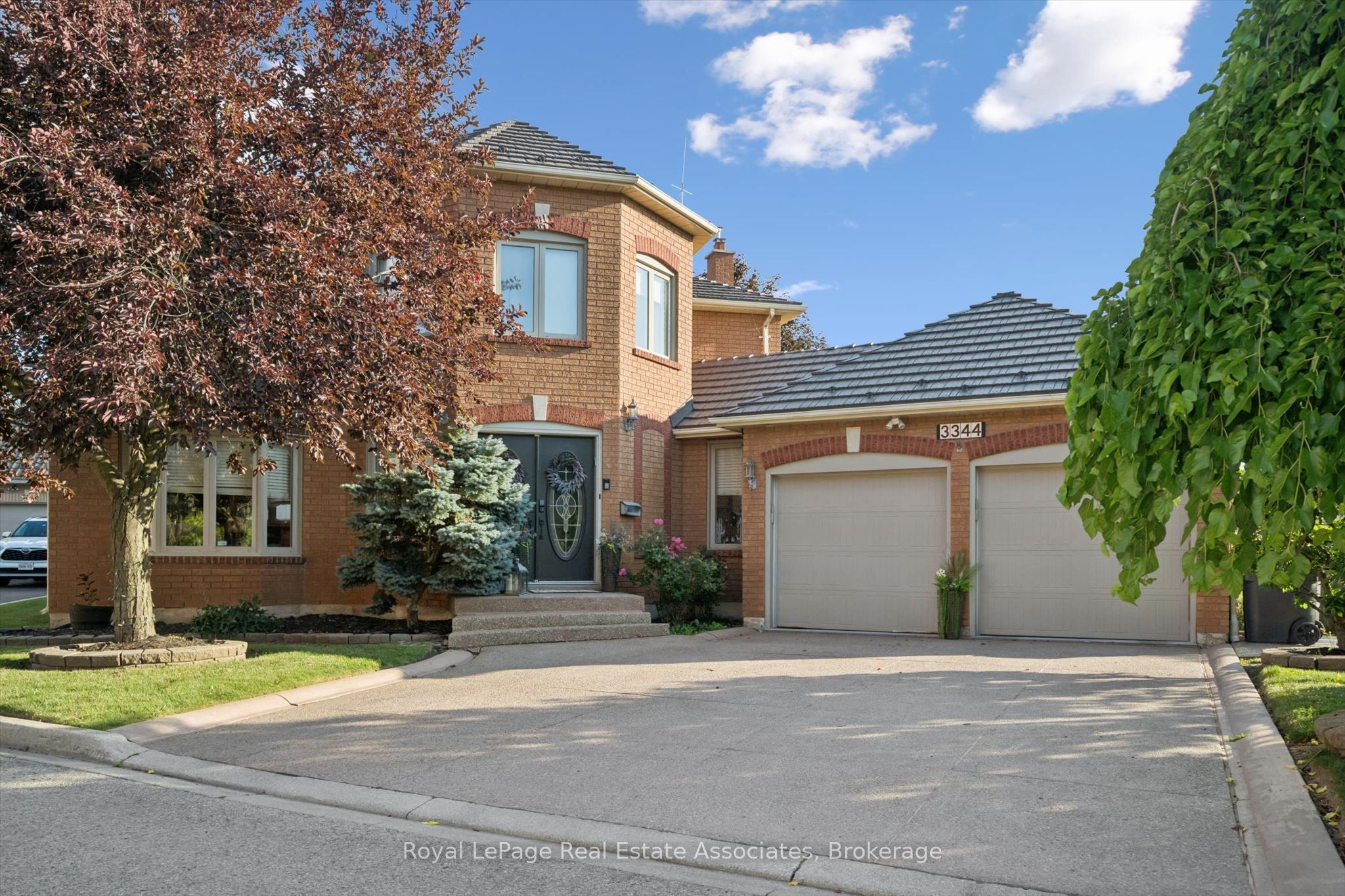 3344 Trelawny Circle, Mississauga, ON L5N 6N5