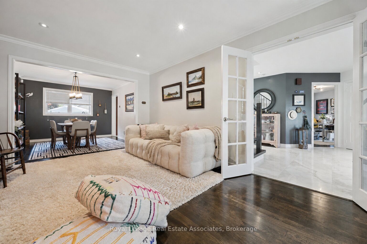 3344 Trelawny Circle, Mississauga, ON L5N 6N5 photo 5