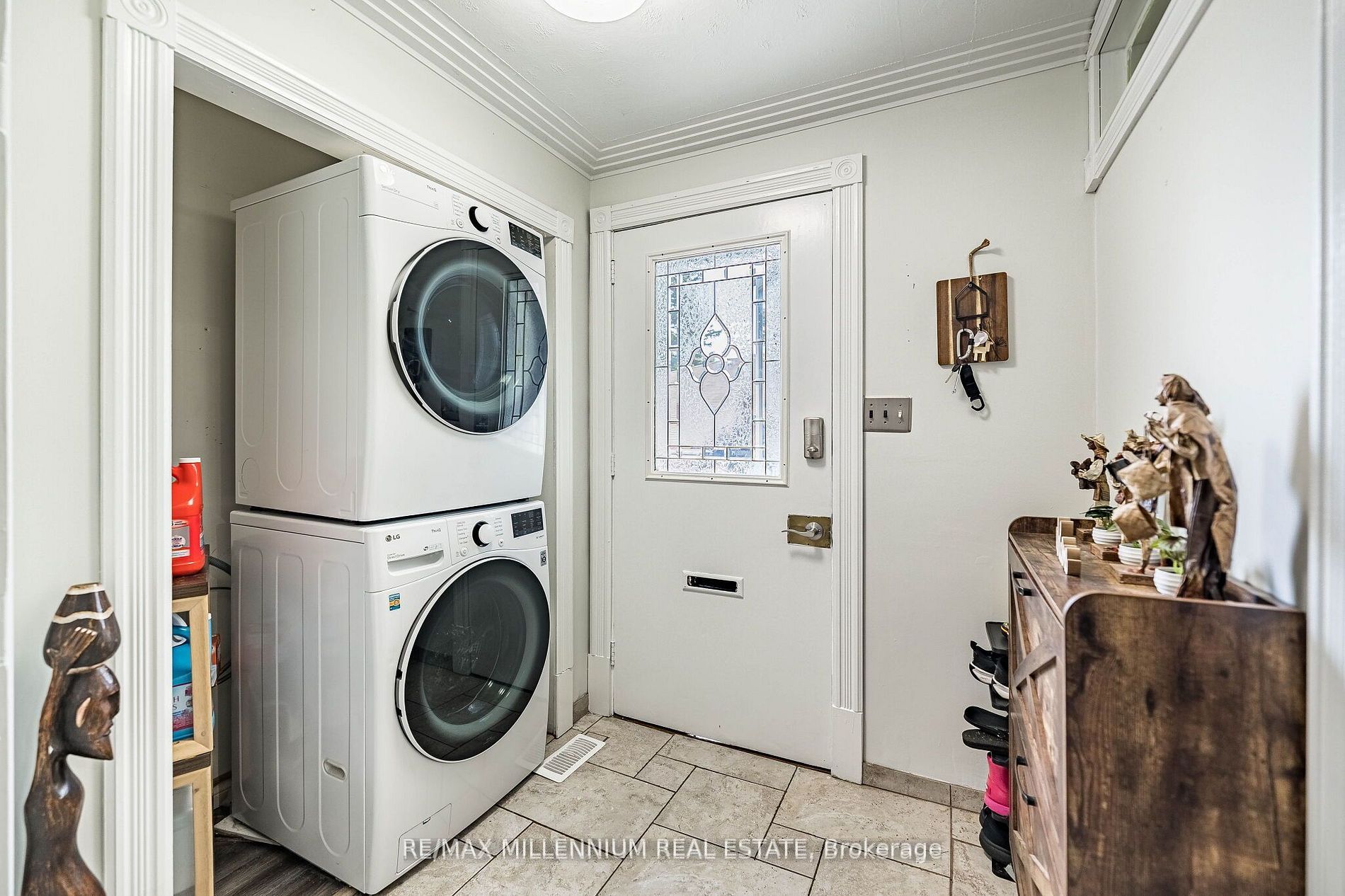 271 Thistle Down Boulevard W, Toronto, ON M9V 1K6 photo 5