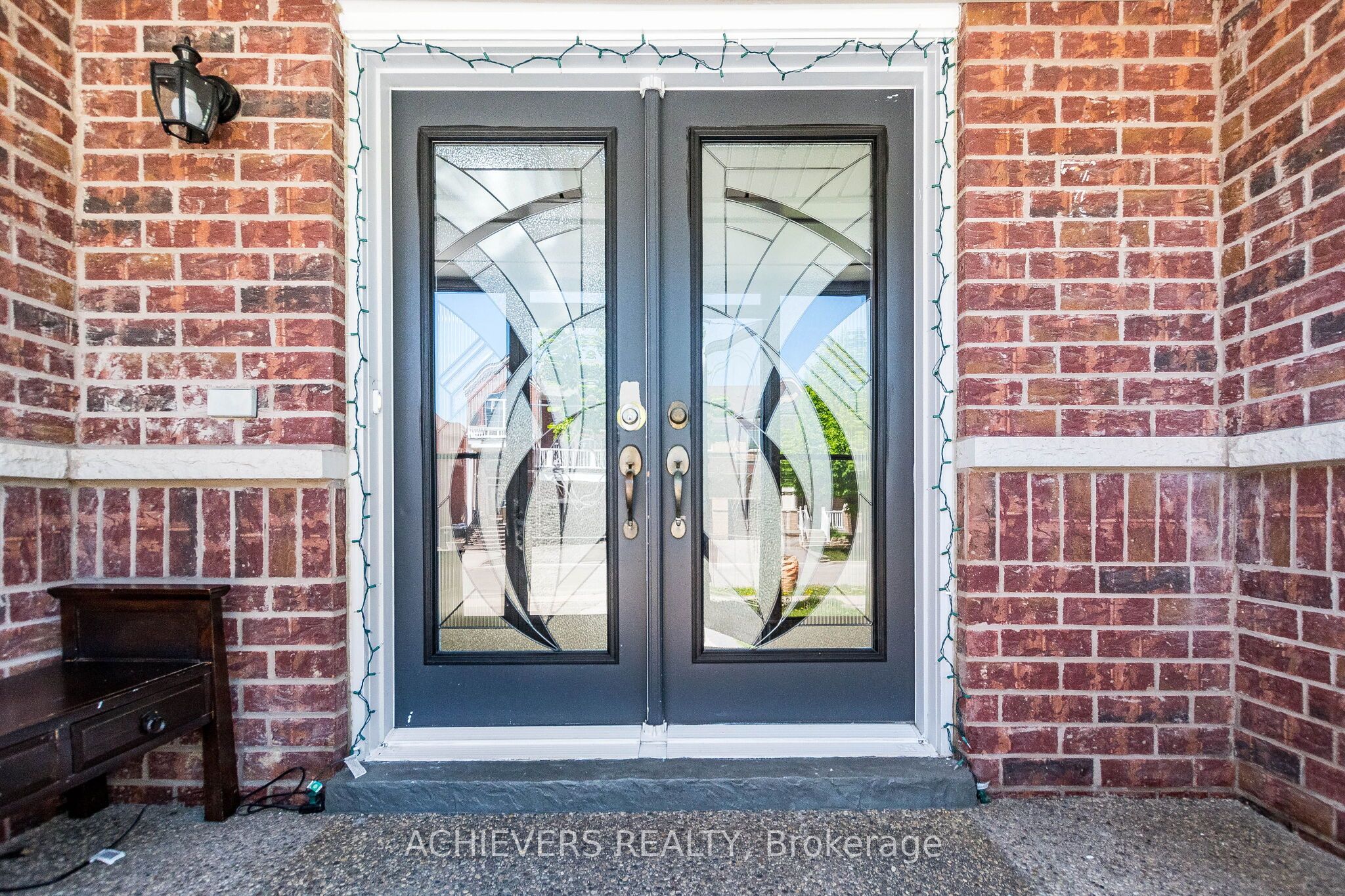 74 Charcoal Way, Brampton, ON L6Y 5R9 photo 3