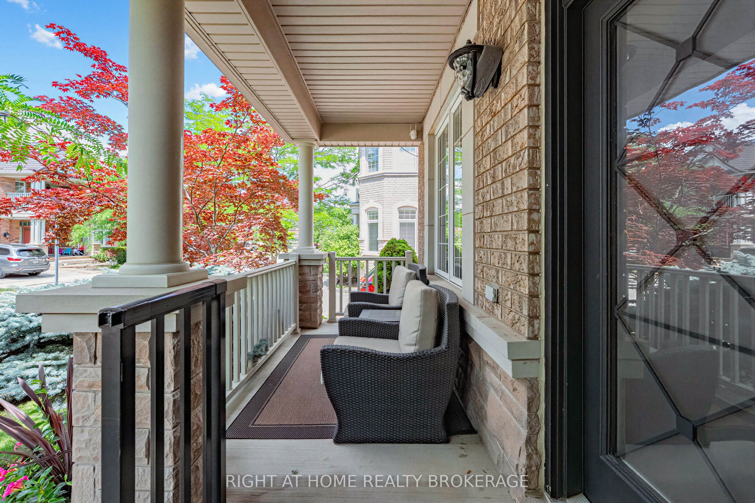 729 Boughton Crescent, Milton, ON L9T 0E5 photo 3