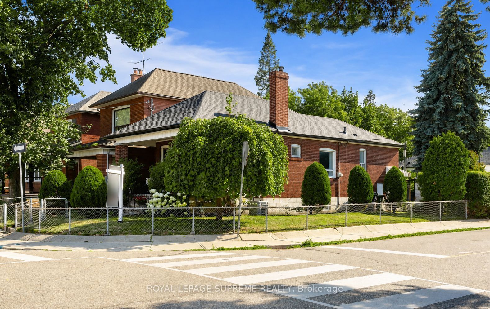 50 Brookside Avenue, Toronto, ON M6S 4G7 photo 3