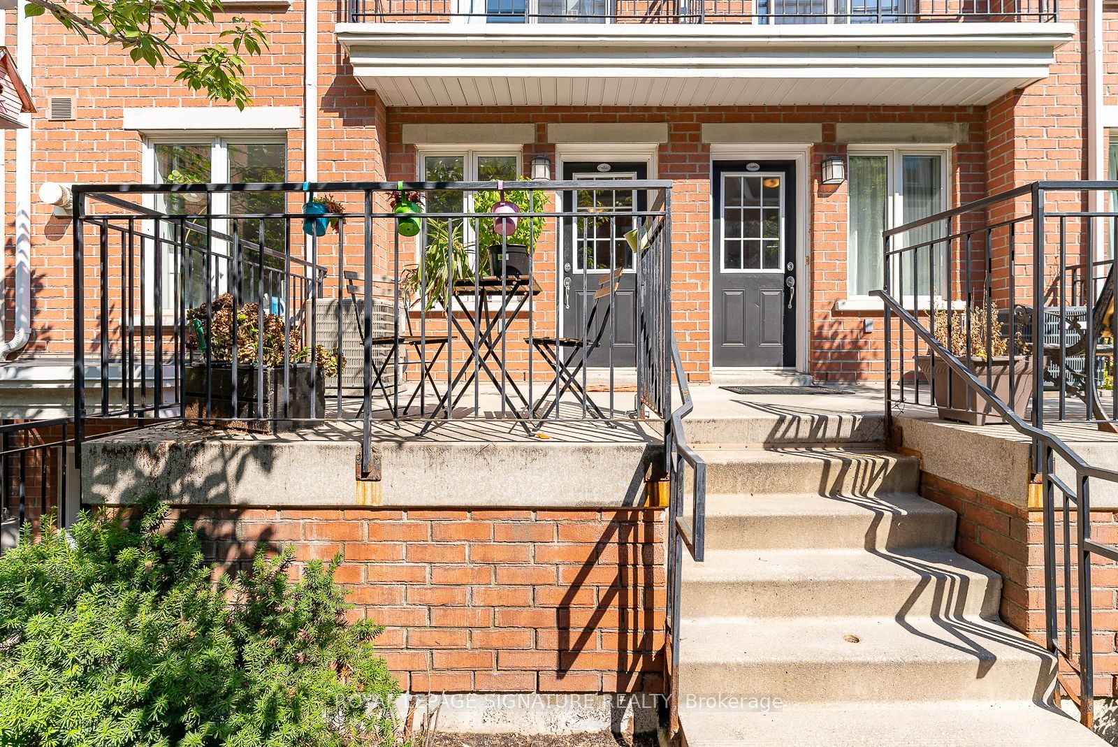 28 Laidlaw Boulevard 1612, Toronto, ON M6K 1X2 photo 4