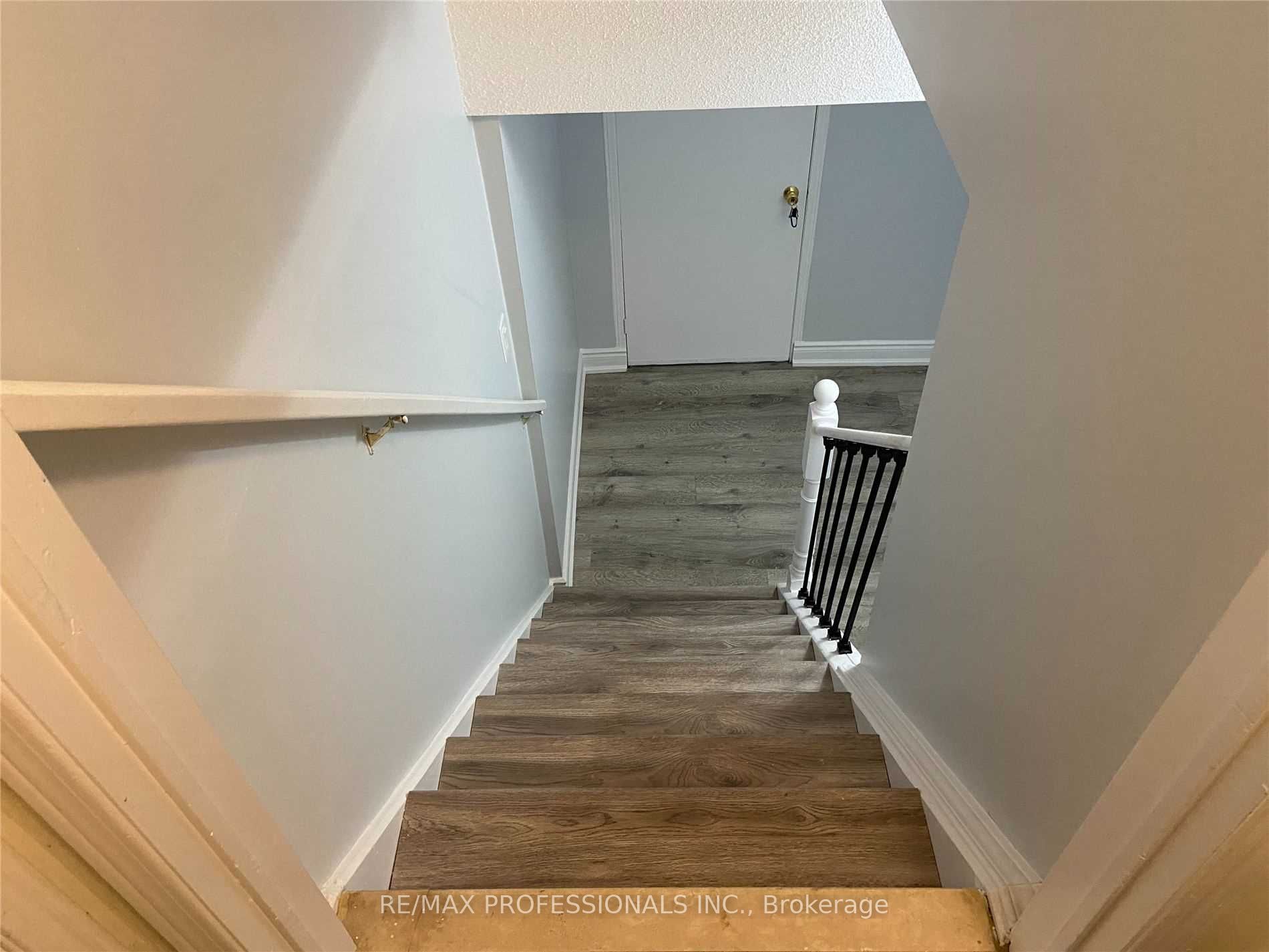 5349 Lismic Boulevard Bsmt, Mississauga, ON L5V 1Y5 photo 3
