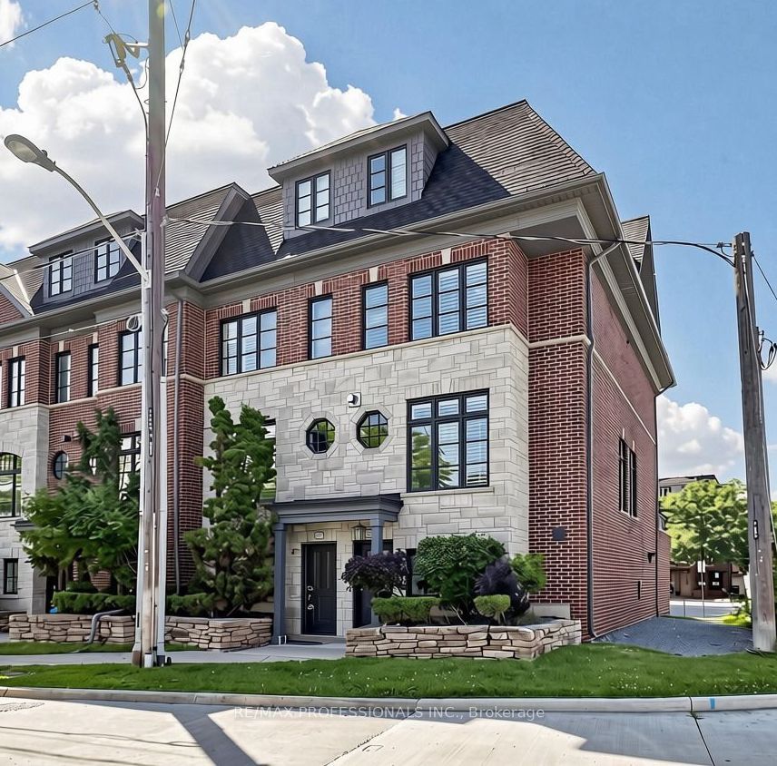 839 Oxford Street C, Toronto, ON M8Z 0B3 photo 2