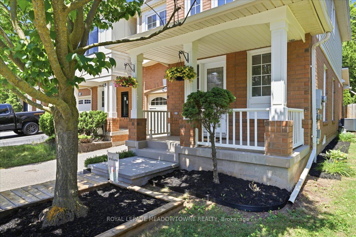 2068 Broadleaf Crescent, Burlington, ON L7L 6S4 photo 4