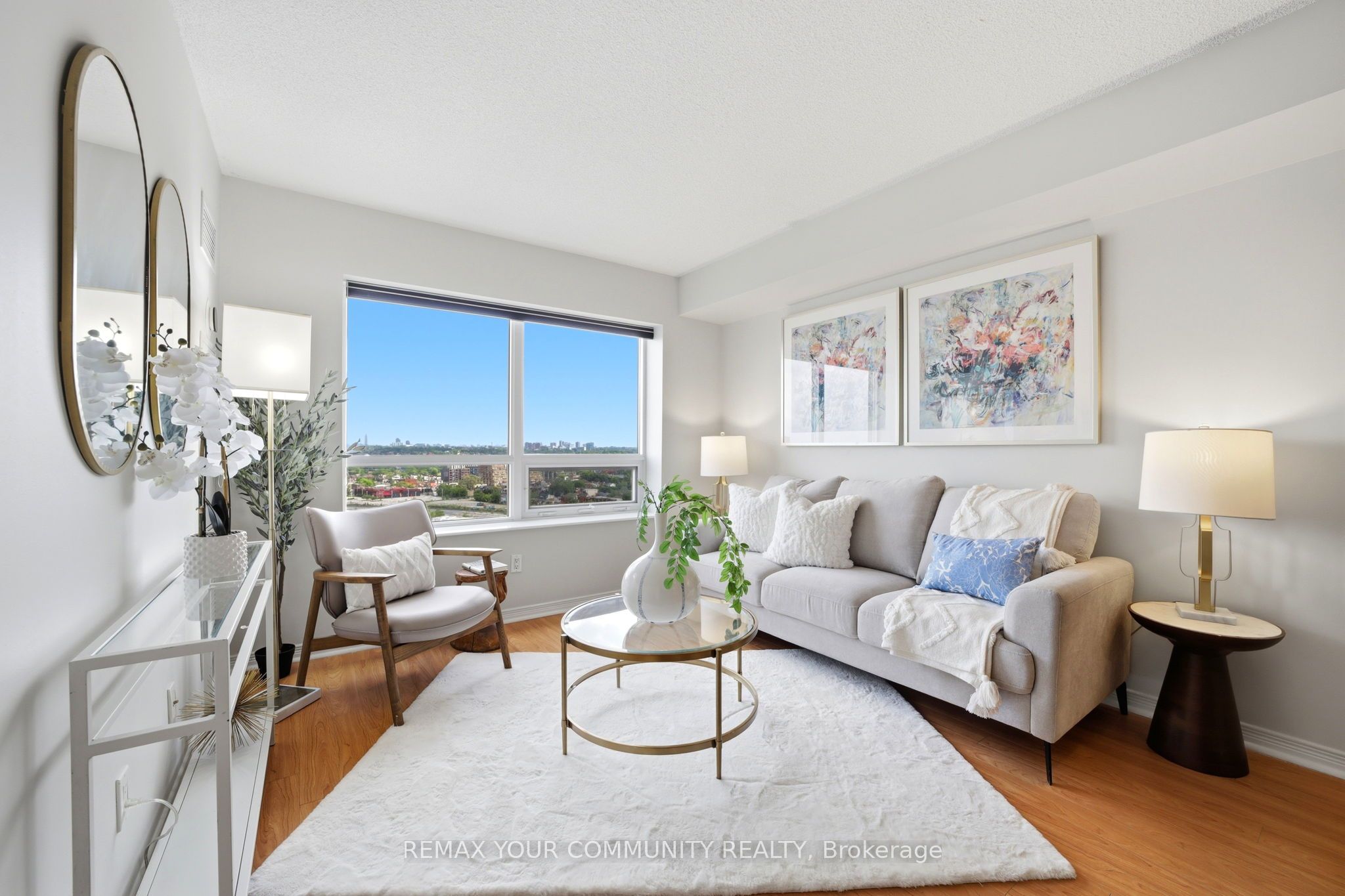 60 Heintzman Street 2102, Toronto, ON M6P 5A1 photo 4