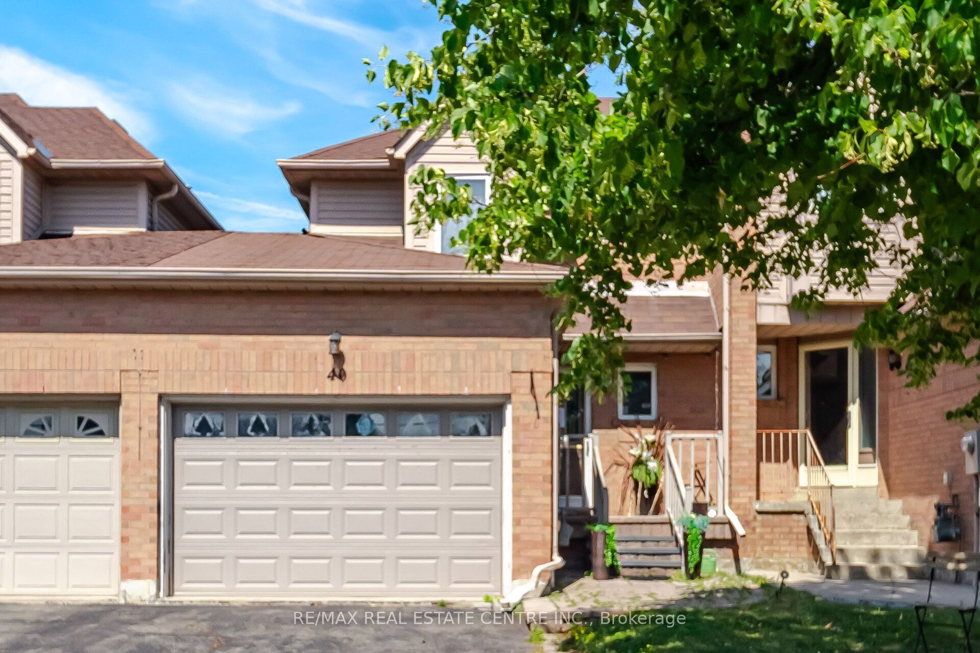 40 Langdale Crescent, Brampton, ON L6Y 4R7 photo 3