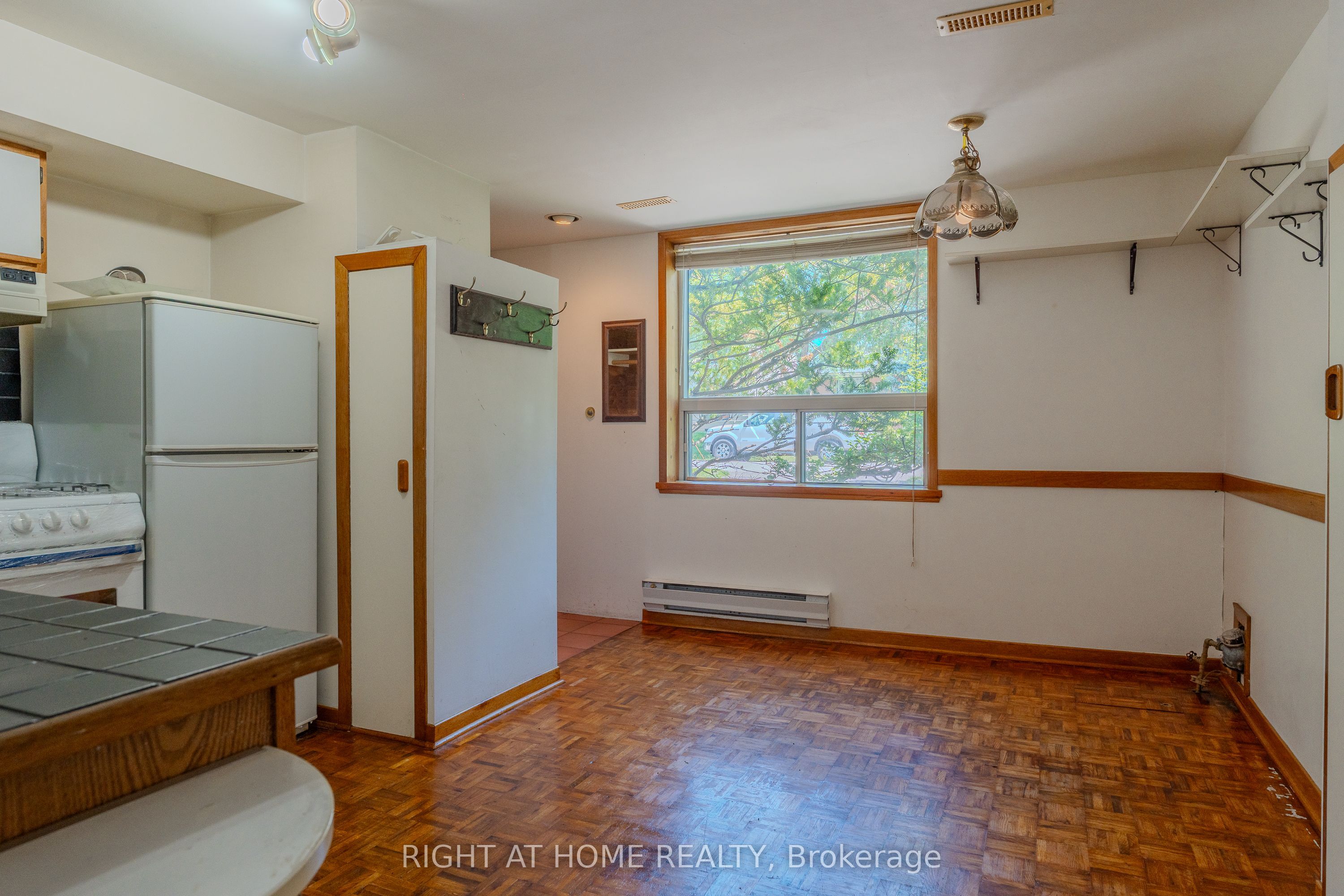 426 Seaton Drive, Oakville, ON L6L 3Y4 photo 5