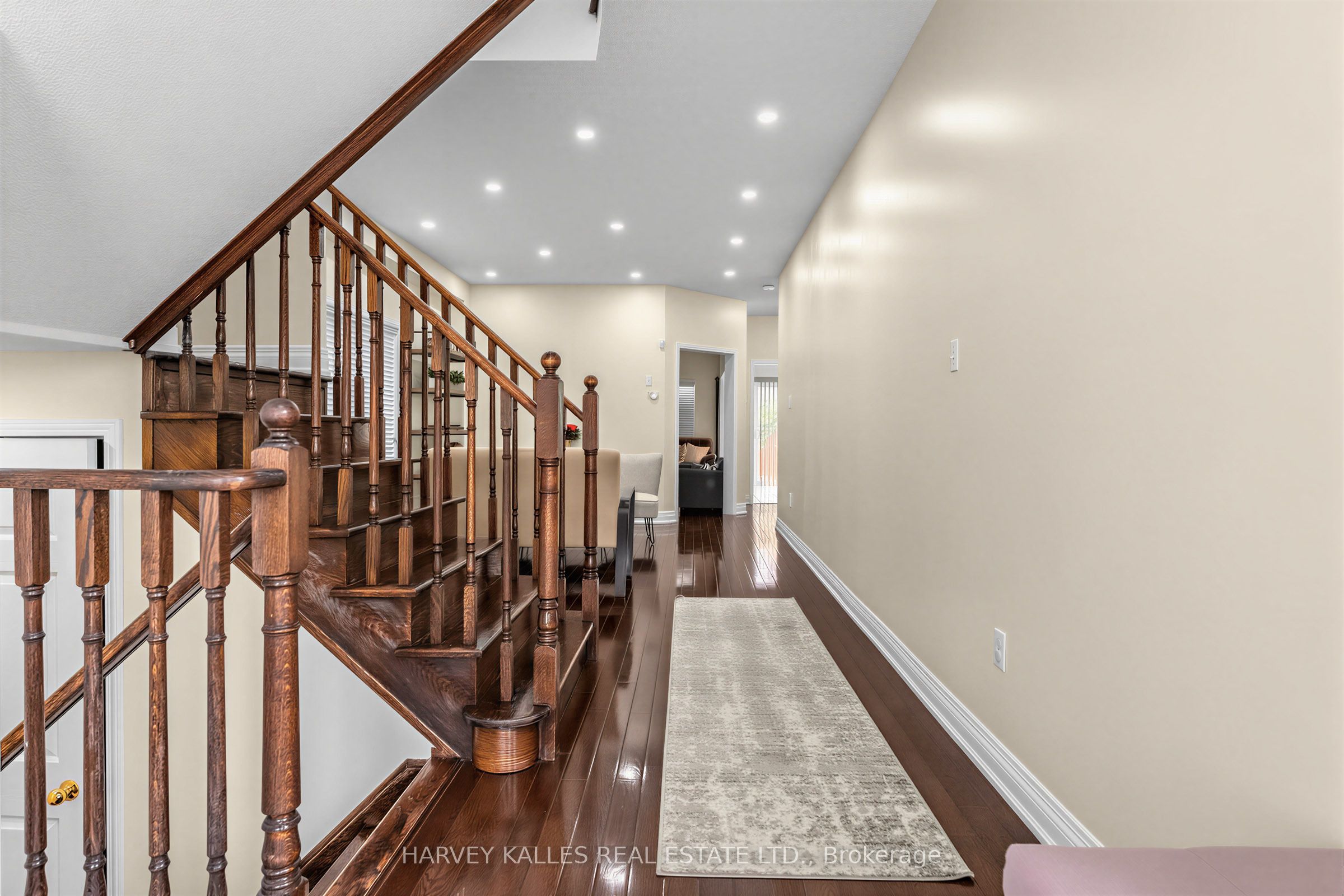 12 Tidewater Road, Brampton, ON L6P 2M5 photo 3