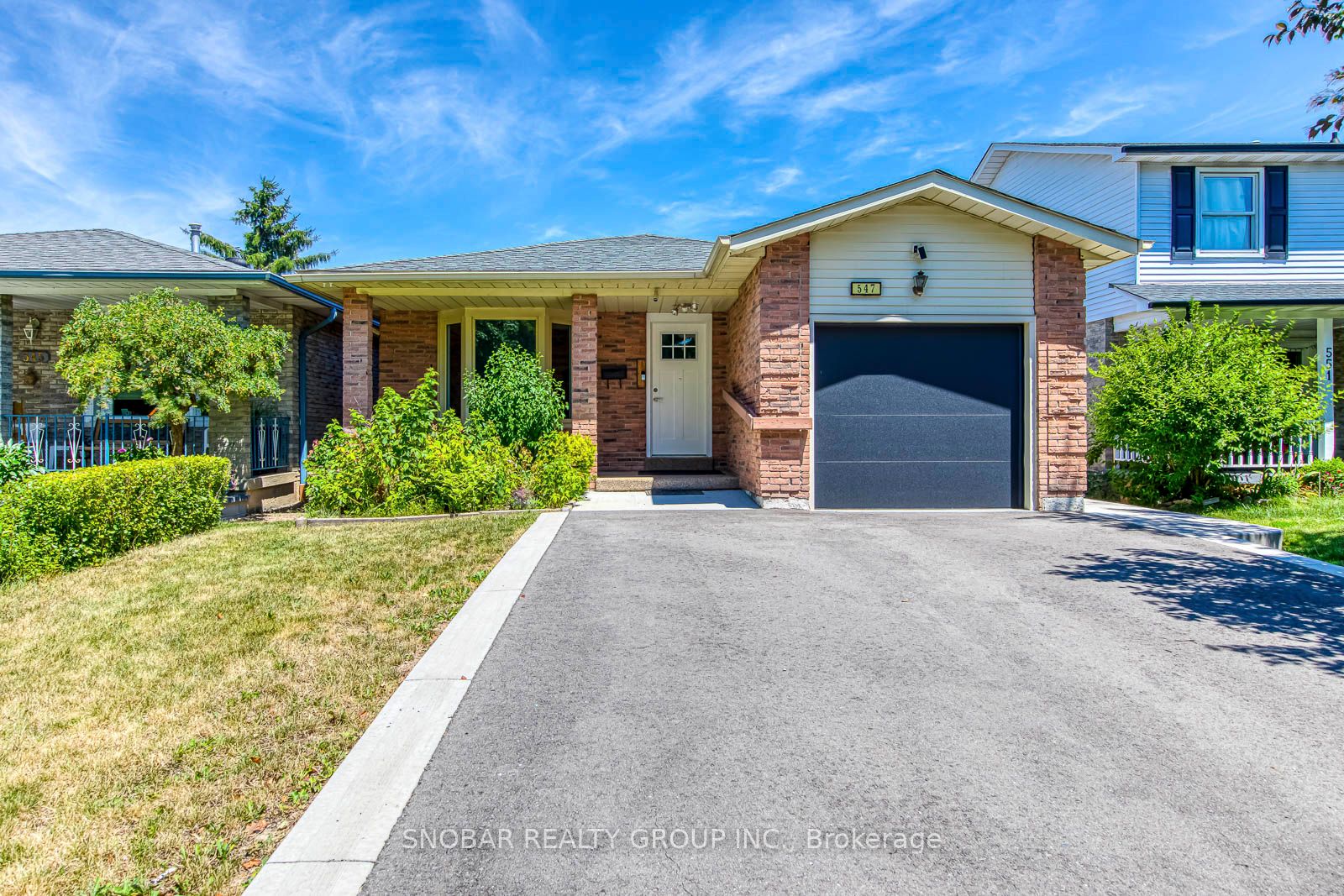 547 Conway Court, Milton, ON L9T 4B8 photo 3