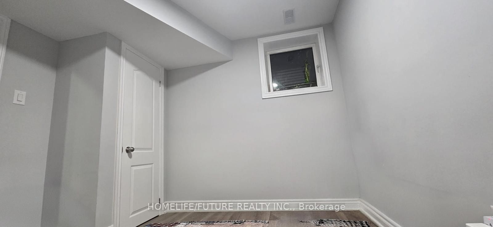 147 Passfield Trail Bsmt, Brampton, ON L6P 1V1 photo 2