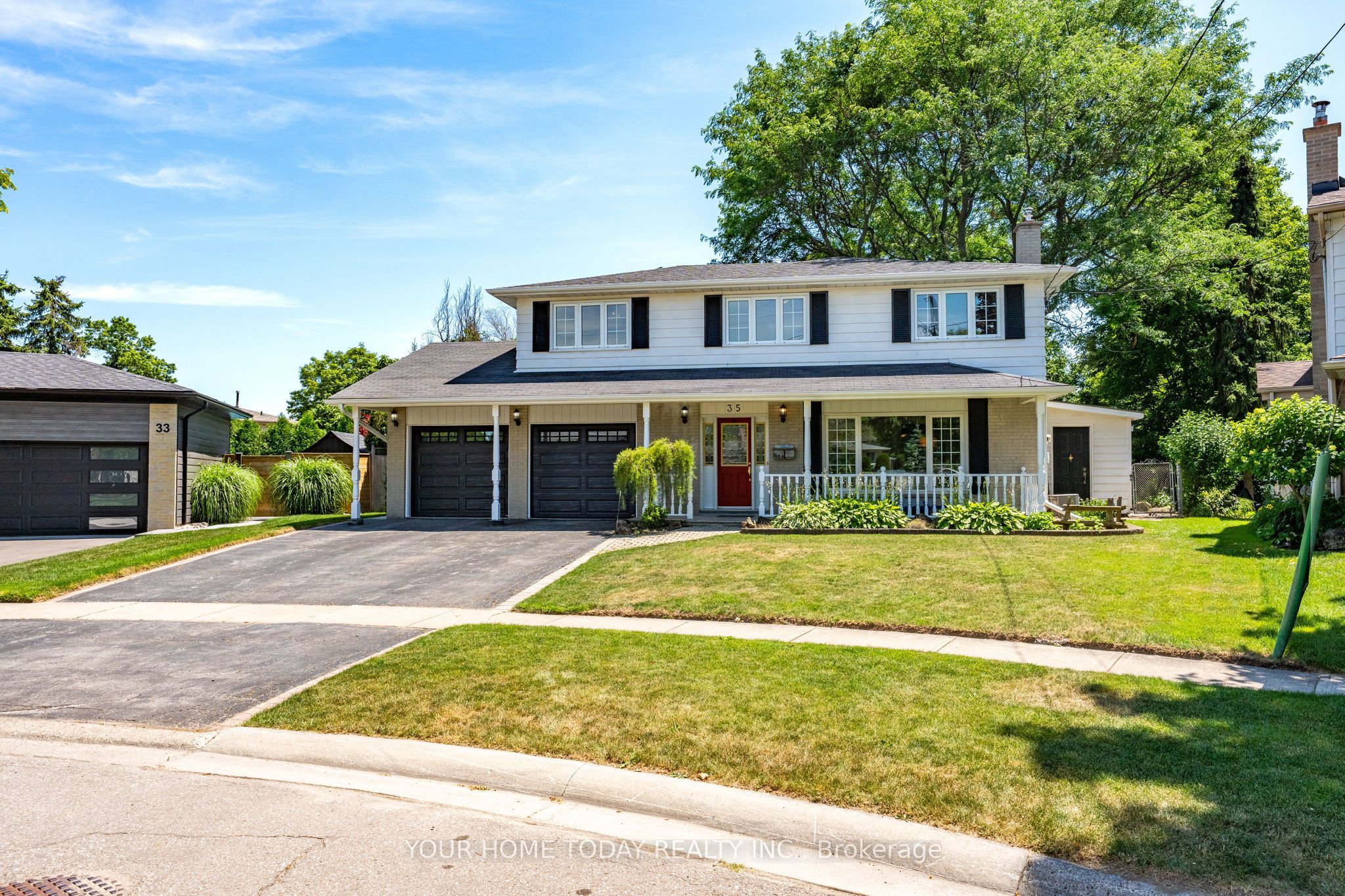 35 Dawson Crescent, Halton Hills, ON L7G 1H3