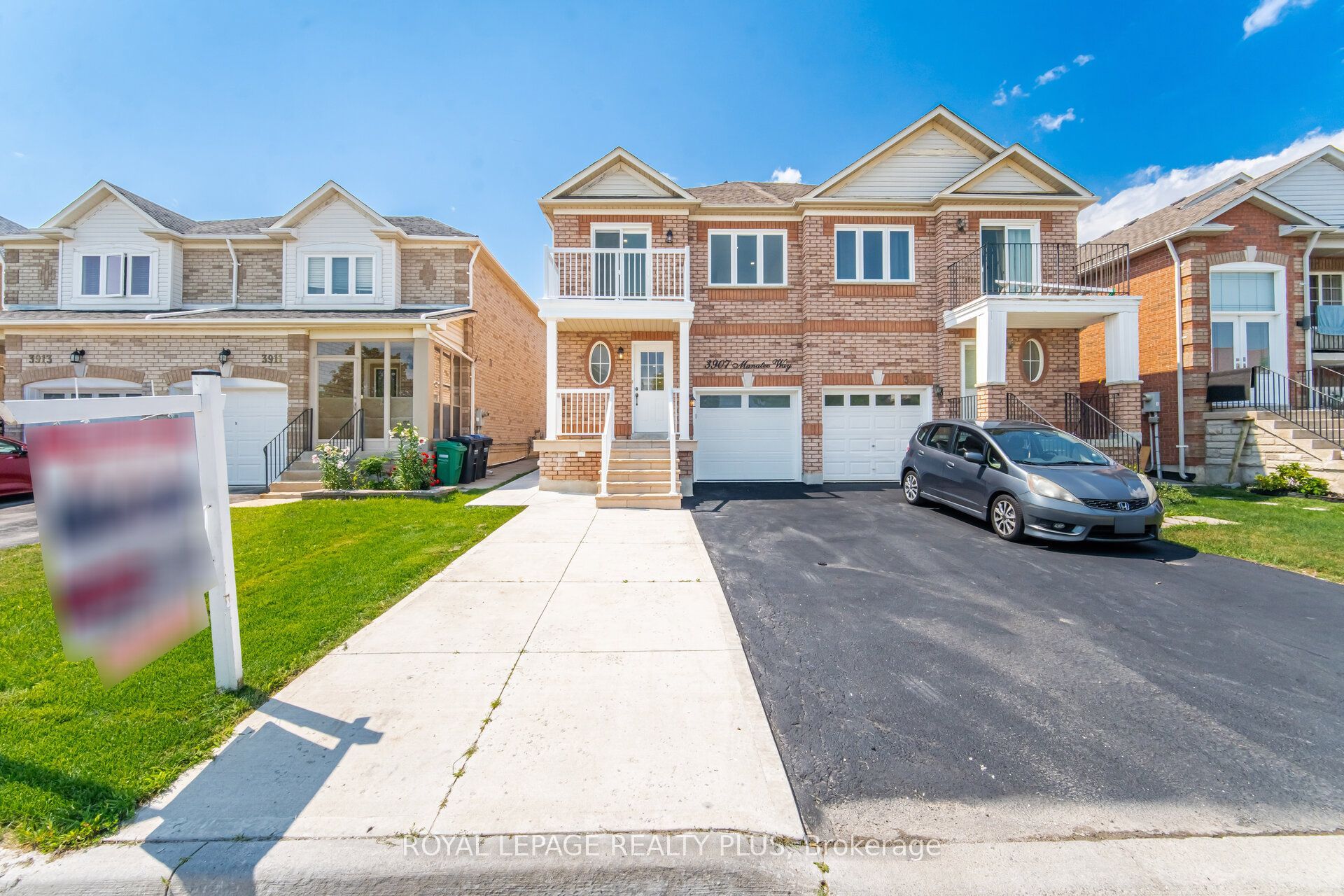 3907 Manatee Way, Mississauga, ON L5M 6P5 photo 4