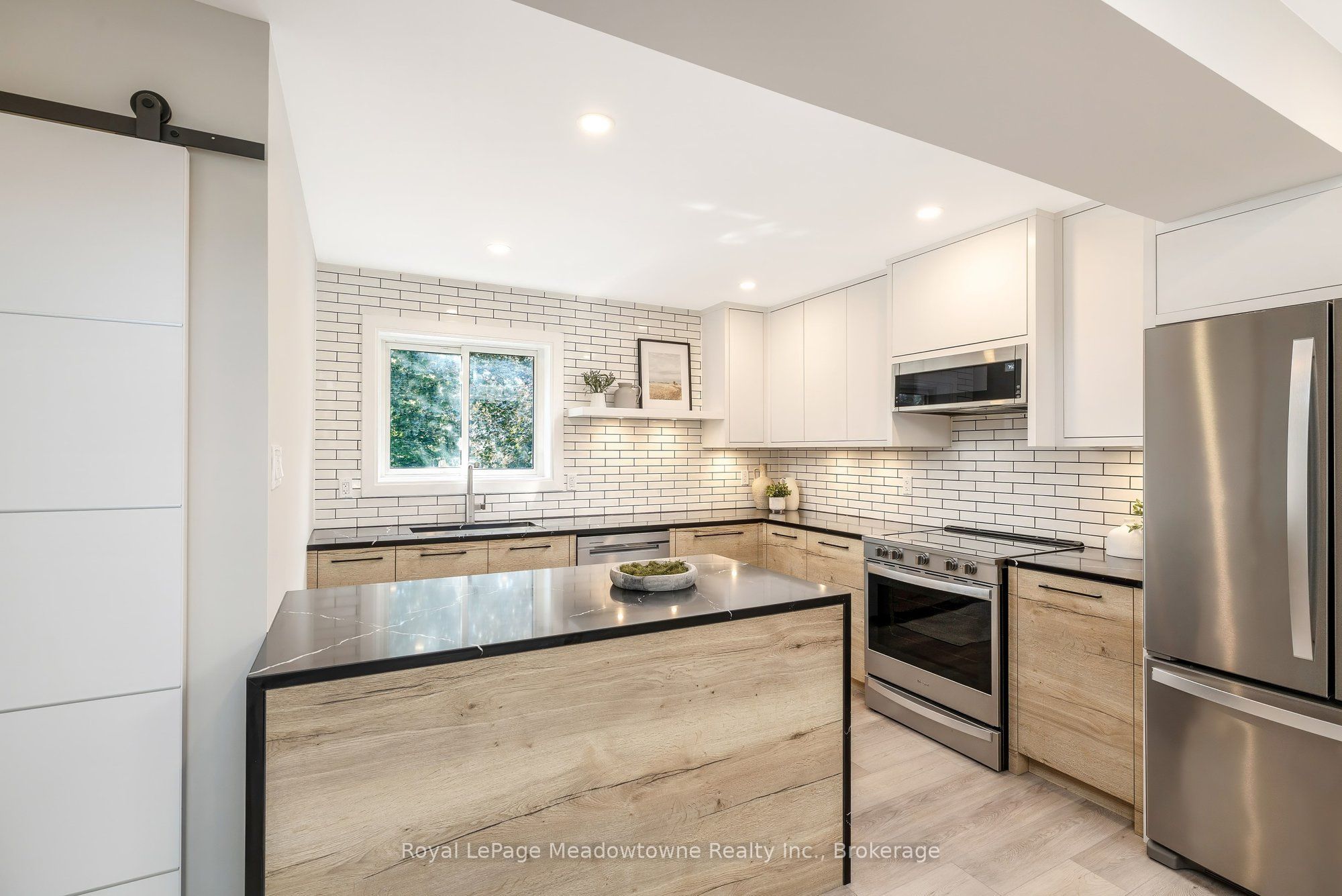 550 Childs Drive 7, Milton, ON L9T 3P3 photo 4