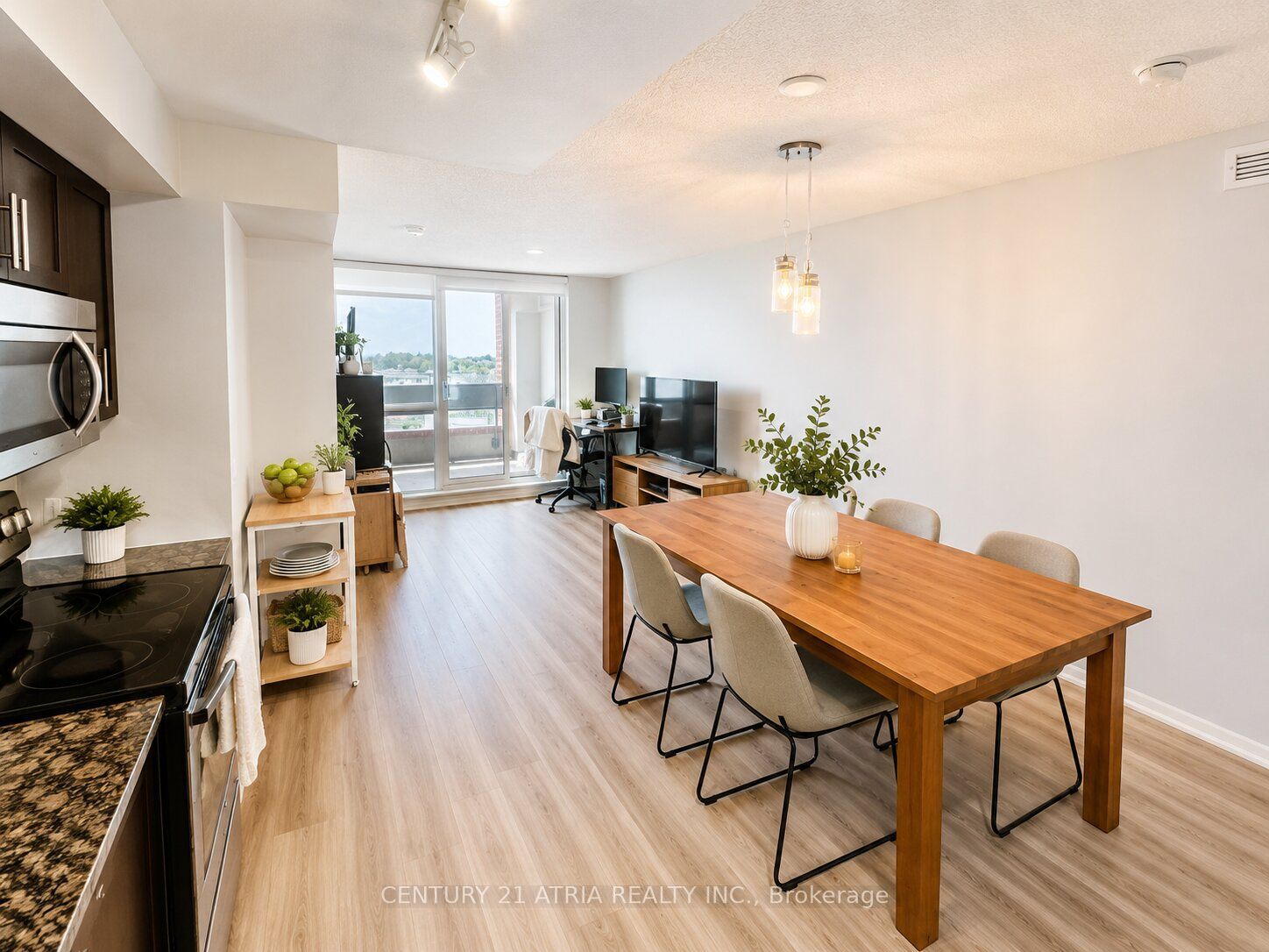 830 Lawrence Avenue W 405, Toronto, ON M6A 0B6